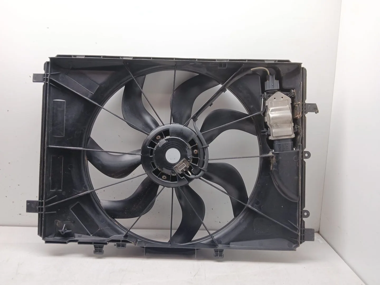 Electroventilador para Mercedes-Benz Clase A (W176)
