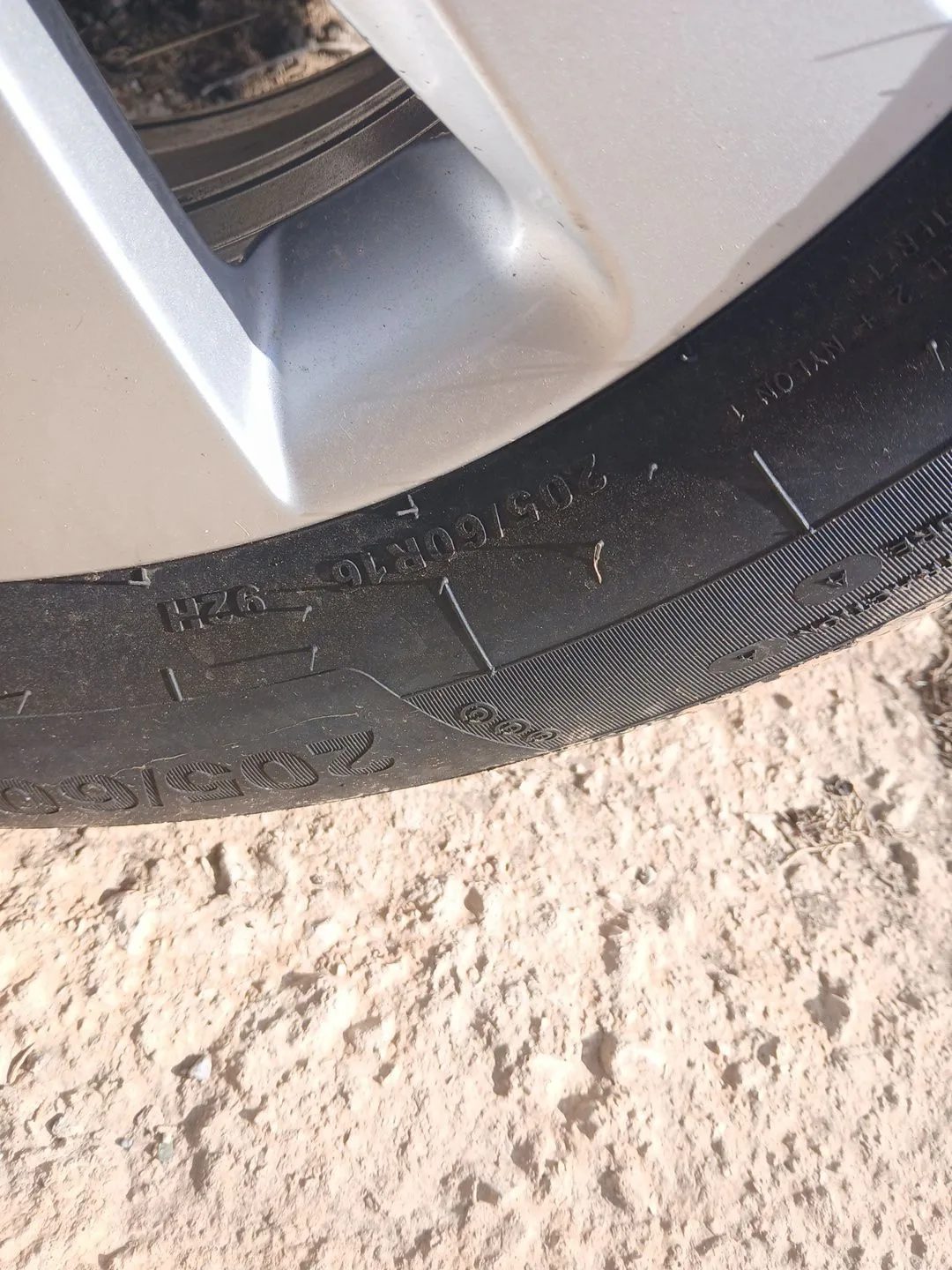 Neumatico para Seat Arona (Kj7, Kjp)