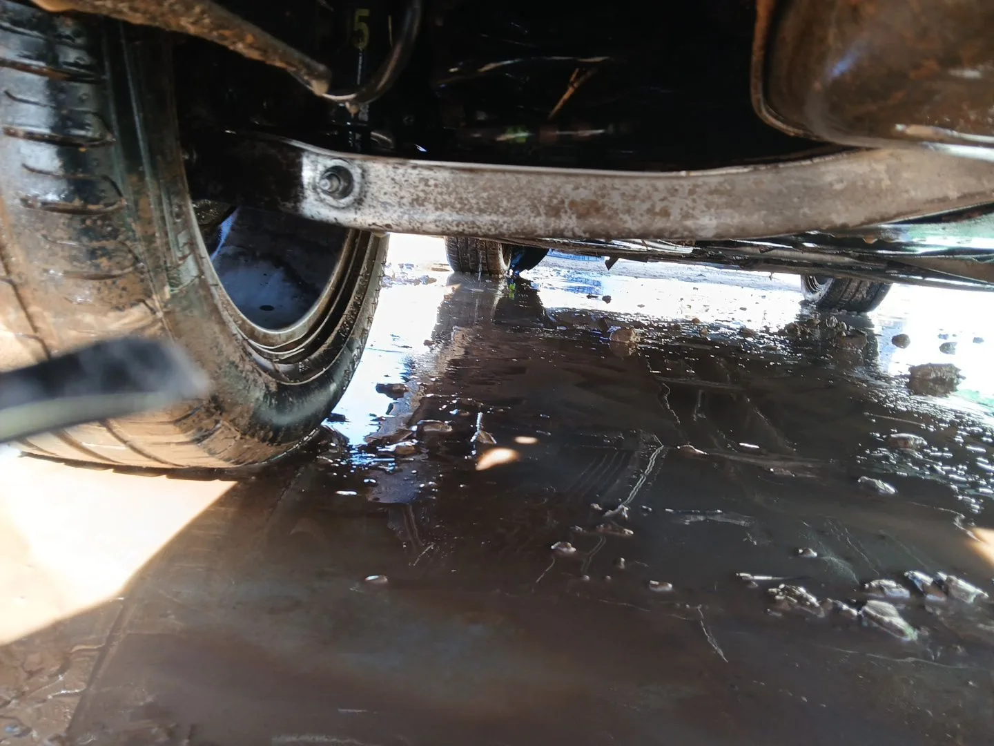 Puente Trasero para Infiniti Q30