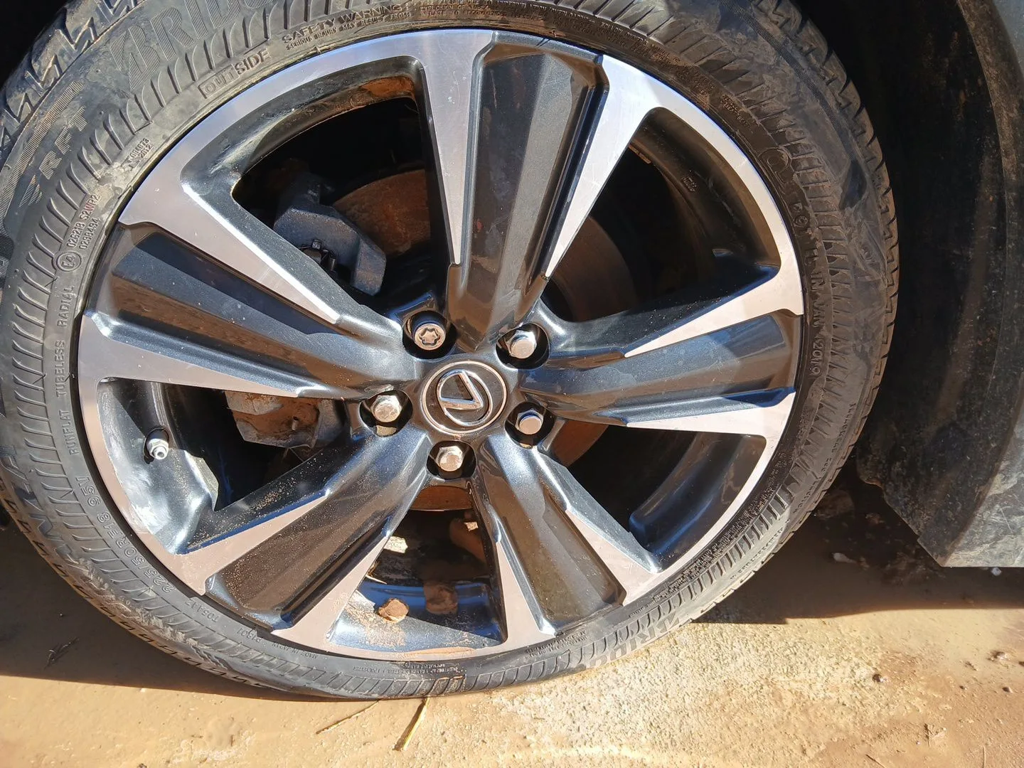 Juego Llantas para Lexus Ux (_Aa1_, _Ah1_, _Ma1_)