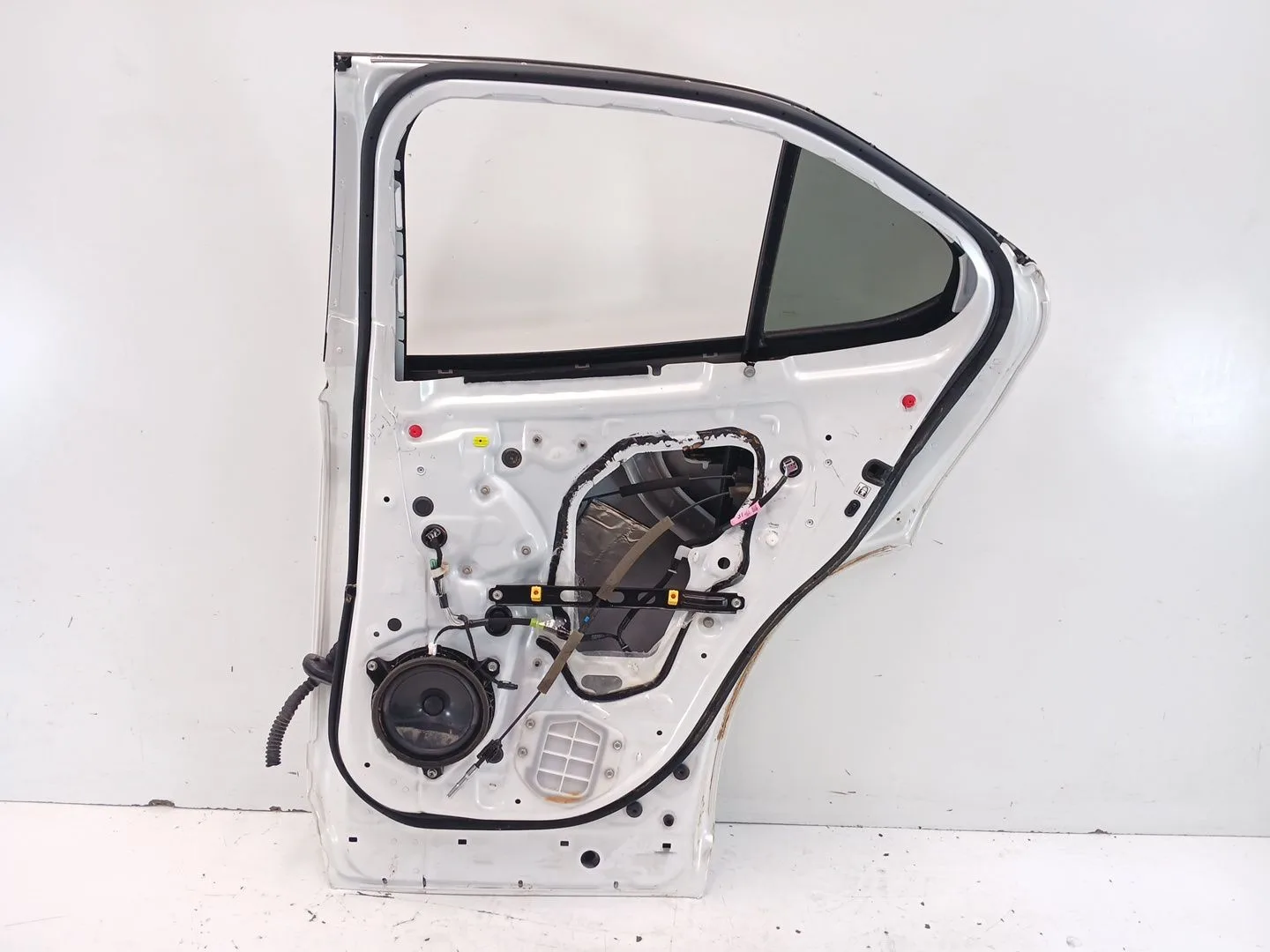Puerta Trasera Derecha para Lexus Ux (_Aa1_, _Ah1_, _Ma1_)