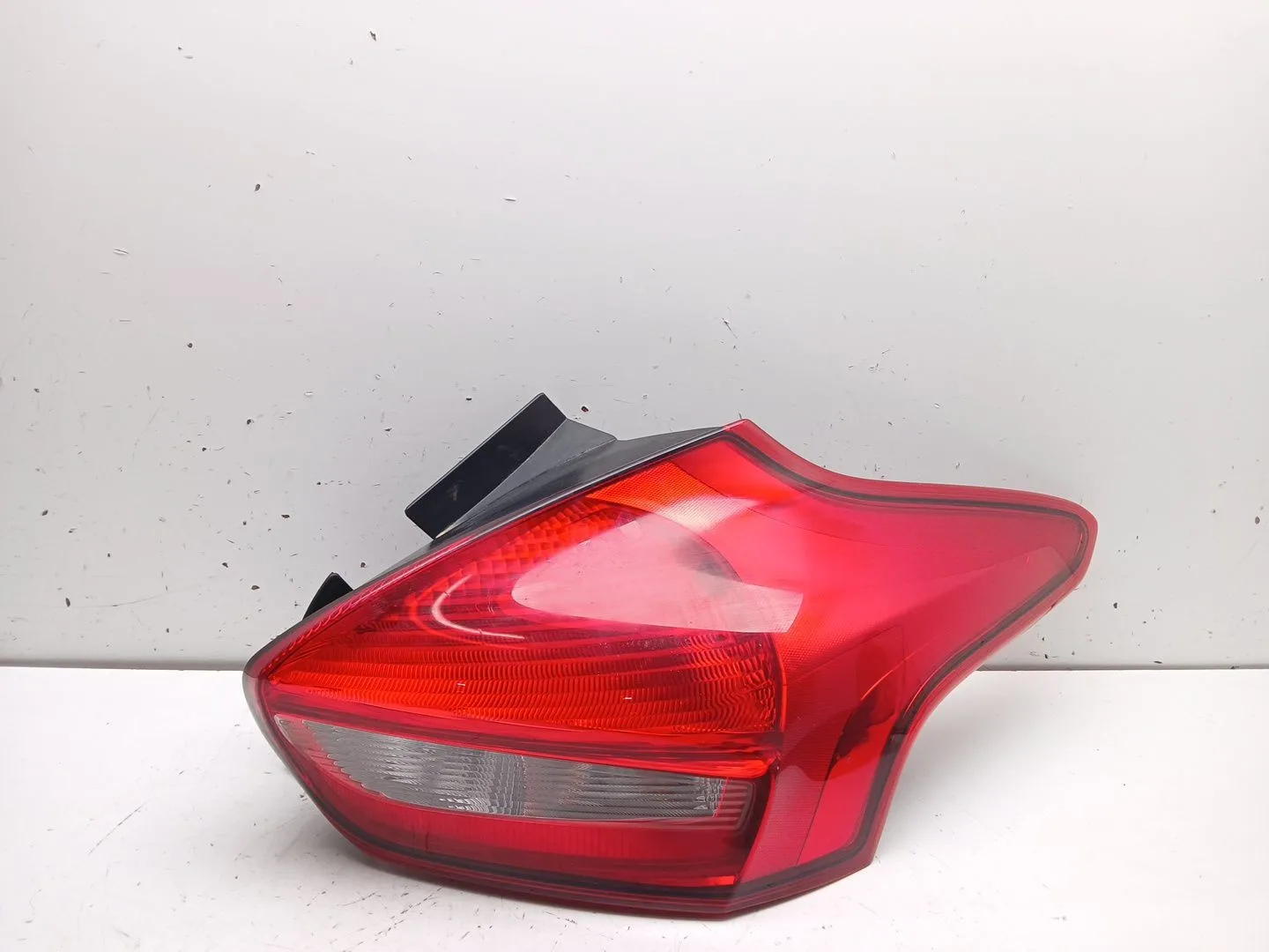 Piloto Trasero Derecho para Ford Focus Iii