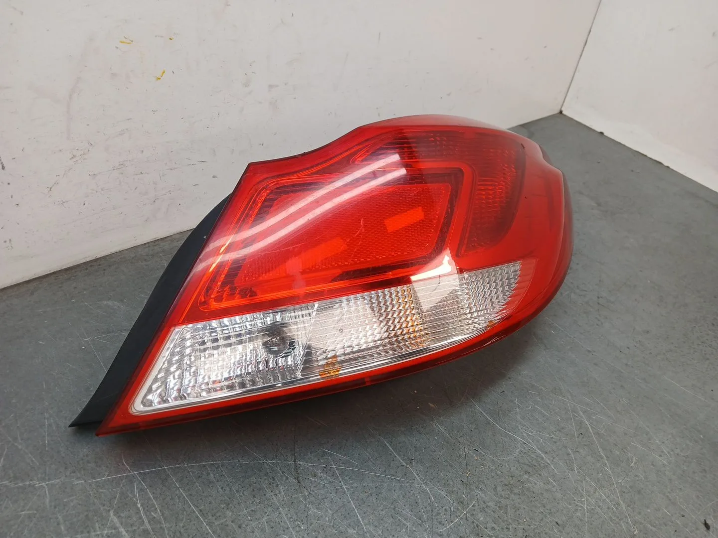 Piloto Trasero Derecho para Opel Insignia A (G09)