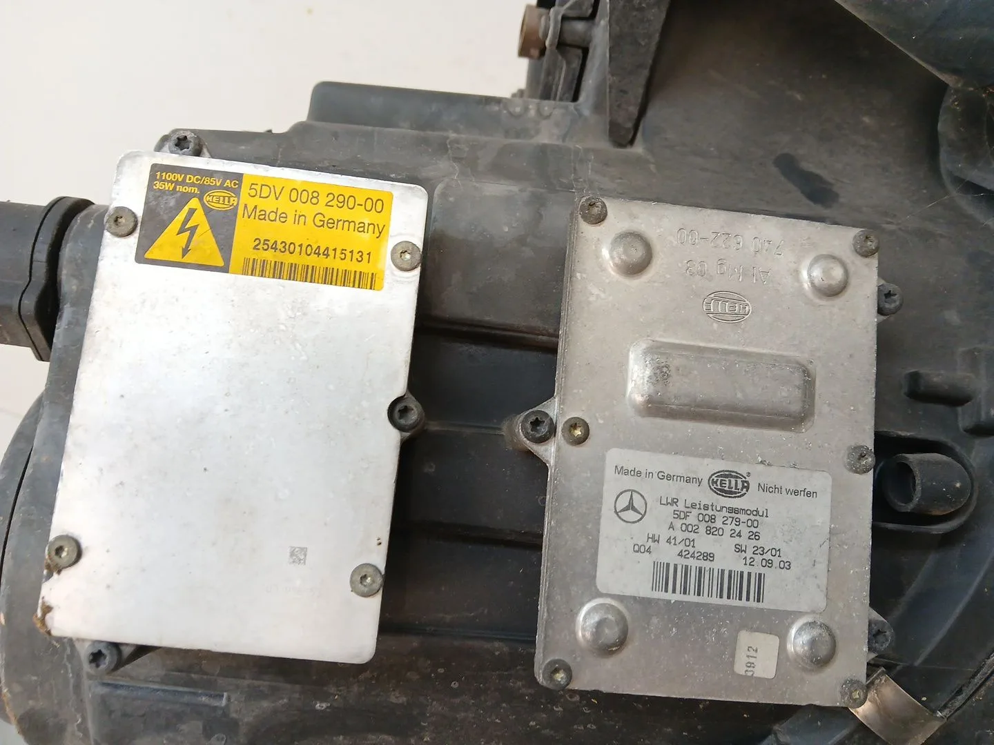 Faro Izquierdo para Mercedes-Benz Clase E (W211)