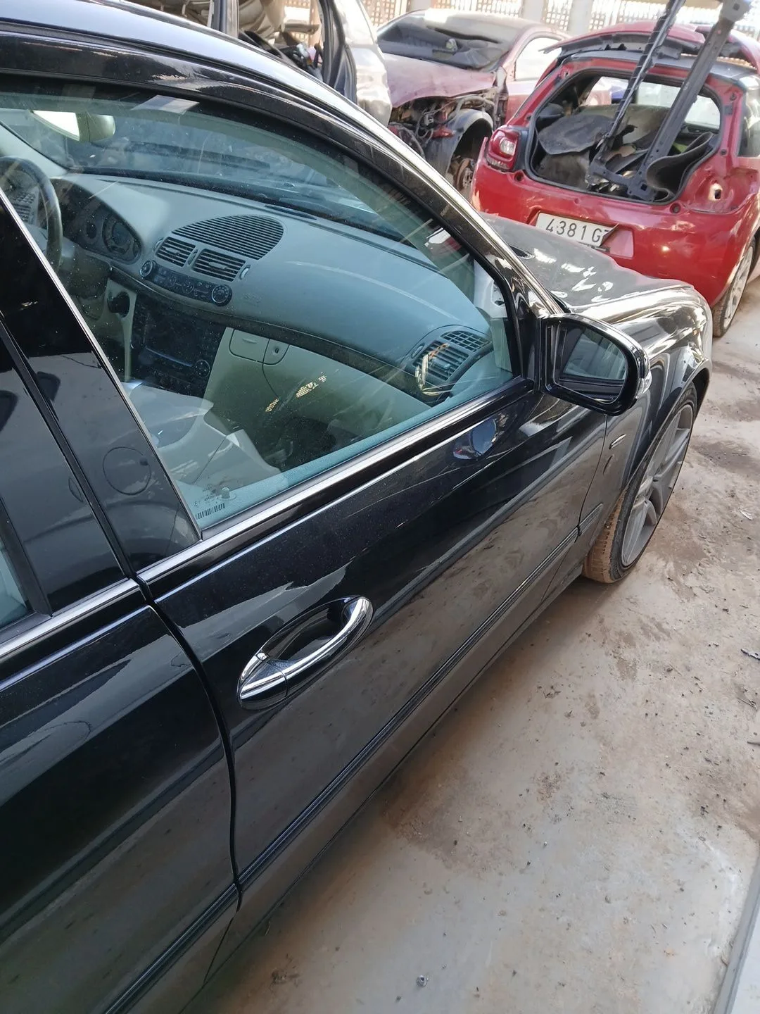 Puerta Delantera Derecha para Mercedes-Benz Clase E (W211)