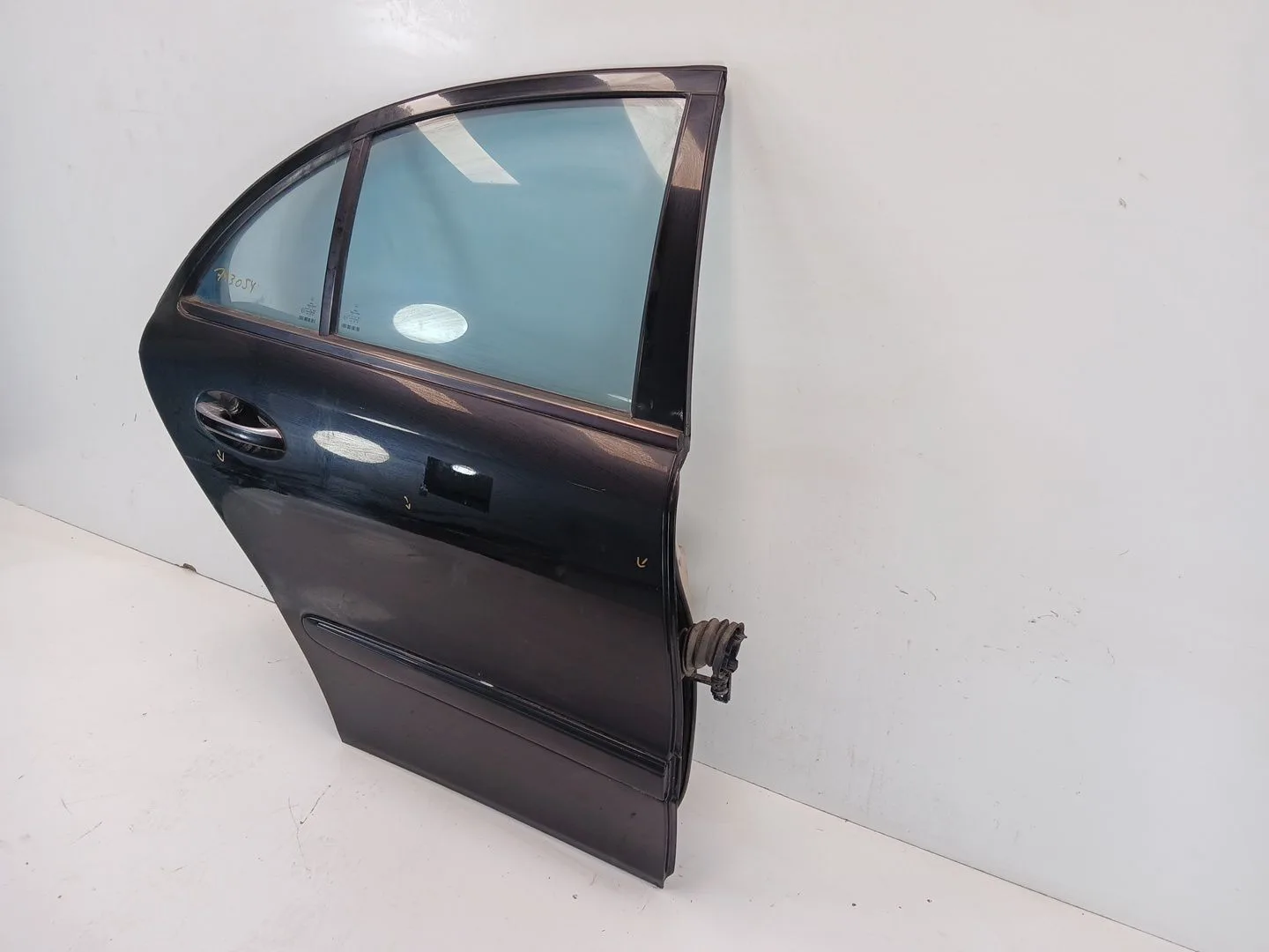 Puerta Trasera Derecha para Mercedes-Benz Clase E (W211)
