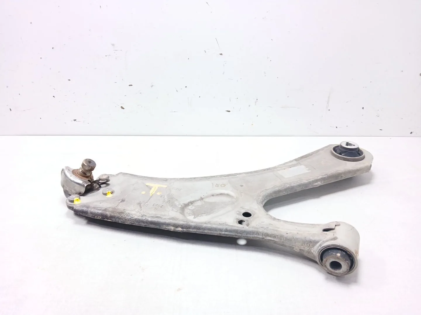 Brazo Suspension Inferior Delantero Derecho para Peugeot 2008 Ii (Ud_, Us_, Uy_, Uj_, Ur_, Uc_)