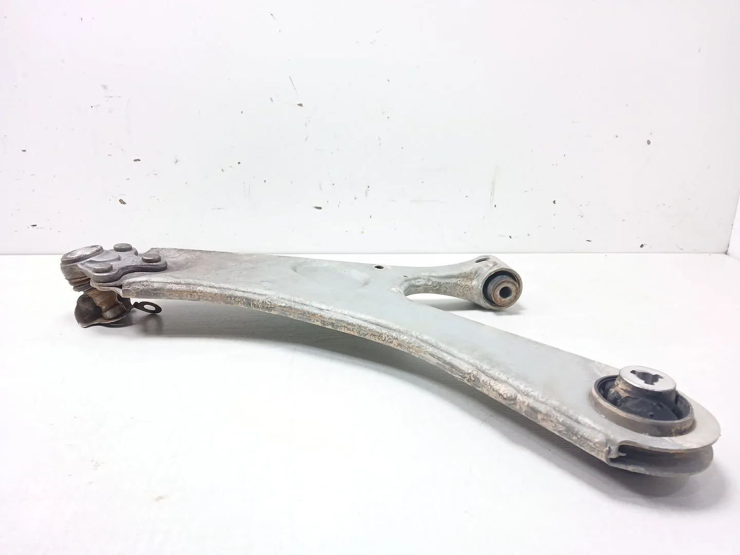 Brazo Suspension Inferior Delantero Derecho para Peugeot 2008 Ii (Ud_, Us_, Uy_, Uj_, Ur_, Uc_)