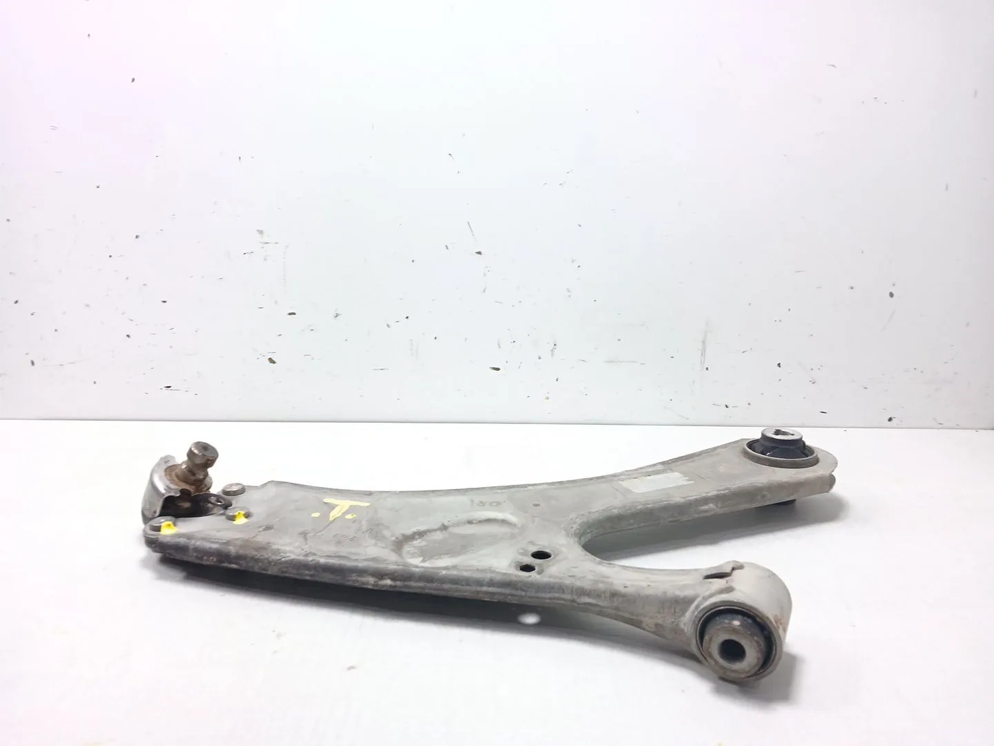 Brazo Suspension Inferior Delantero Derecho para Peugeot 2008 Ii (Ud_, Us_, Uy_, Uj_, Ur_, Uc_)