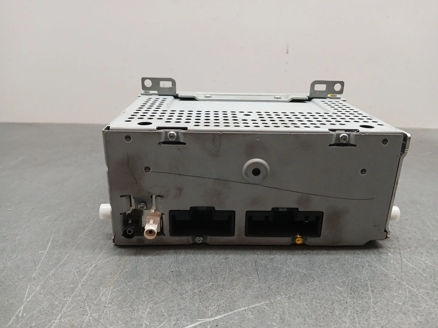 Sistema Audio / Radio Cd para Ford Focus Lim. (Cb8)