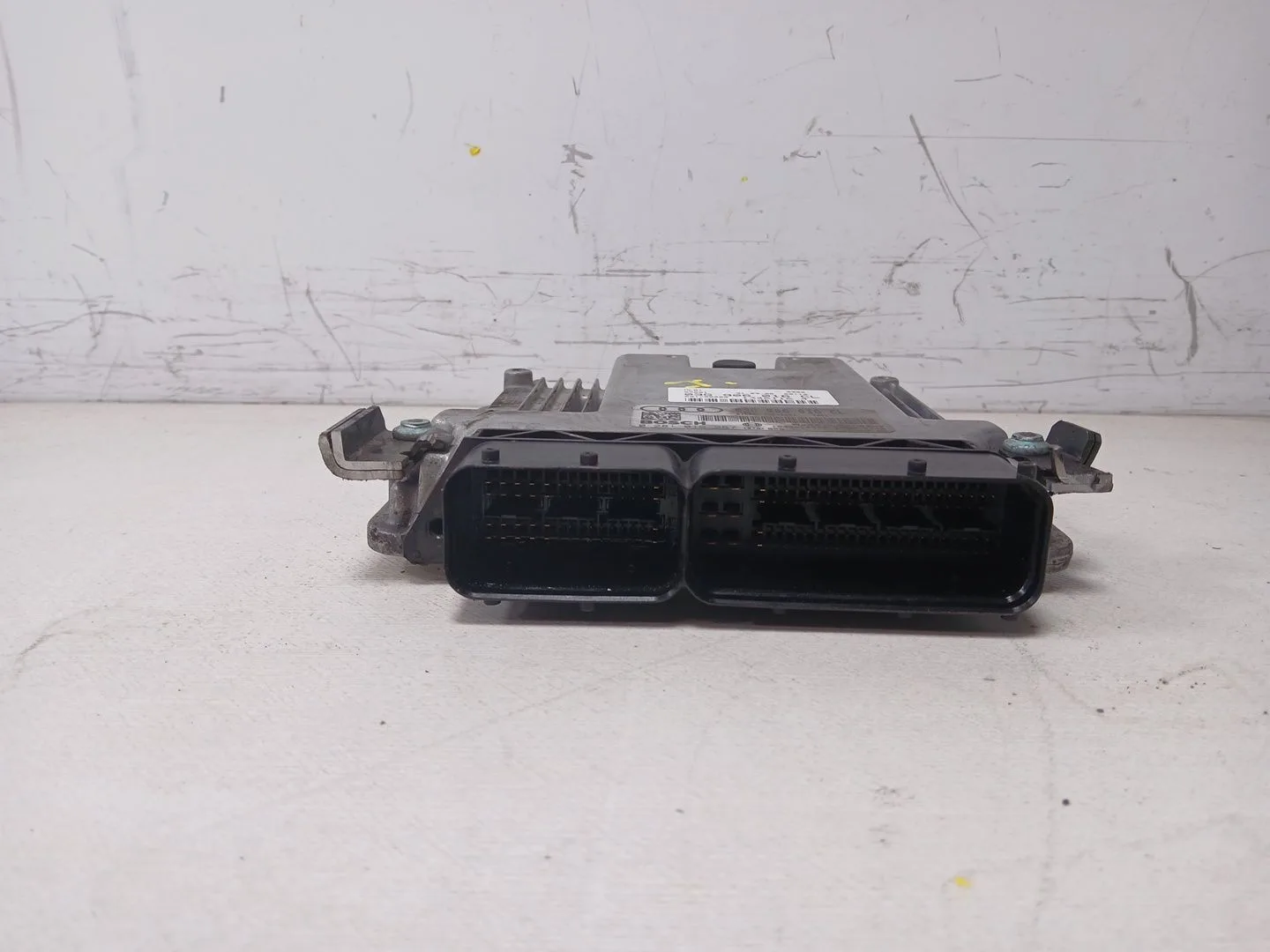Centralita Motor Uce para Audi A4 B7 (8Ec)