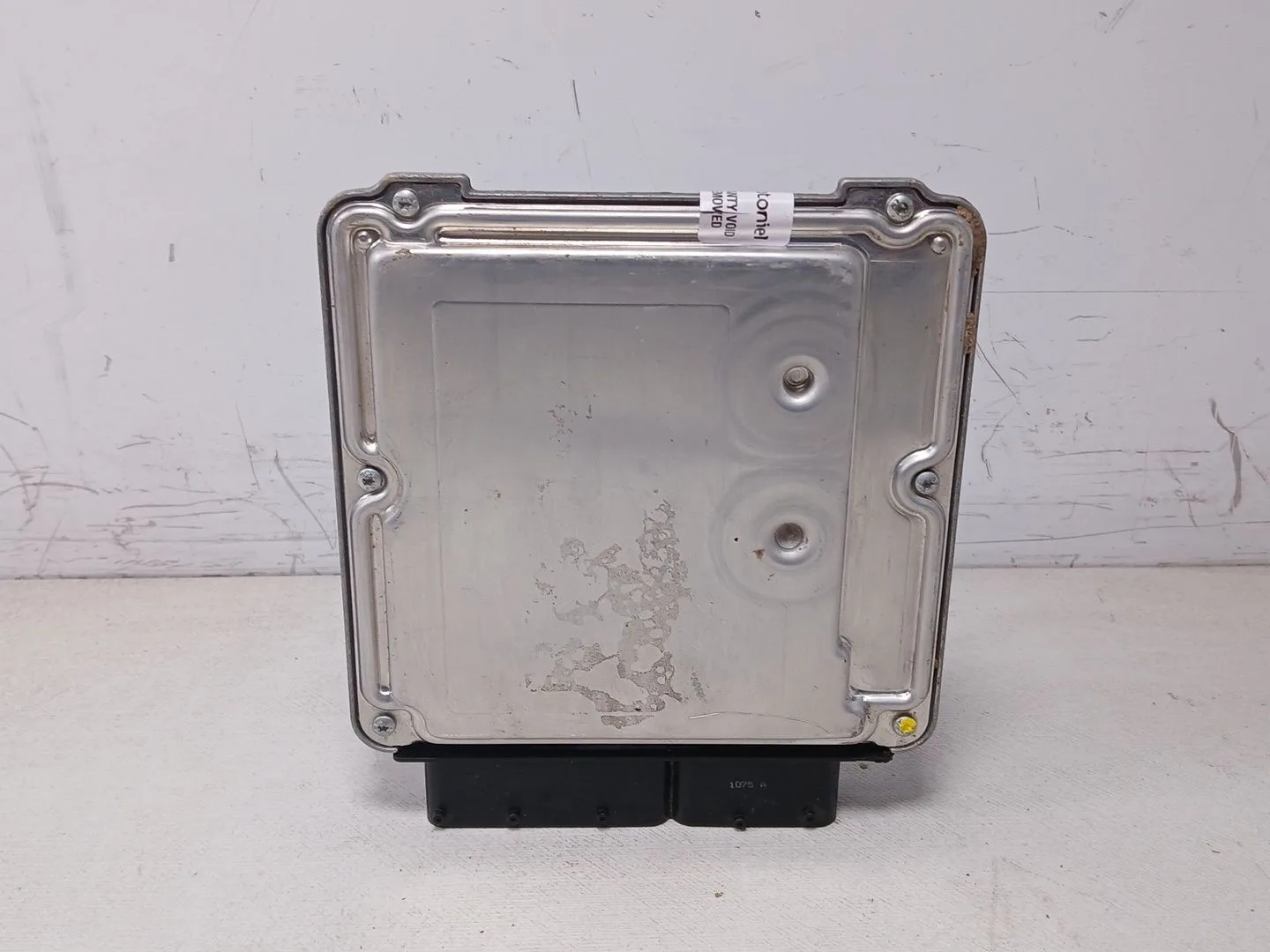 Centralita Motor Uce para Audi A4 B7 (8Ec)