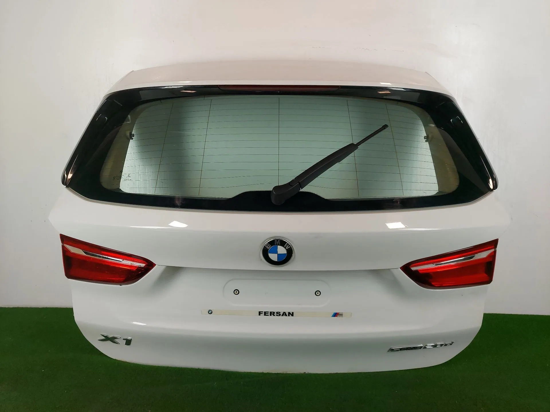 Porton Trasero para Bmw X1 (F48)