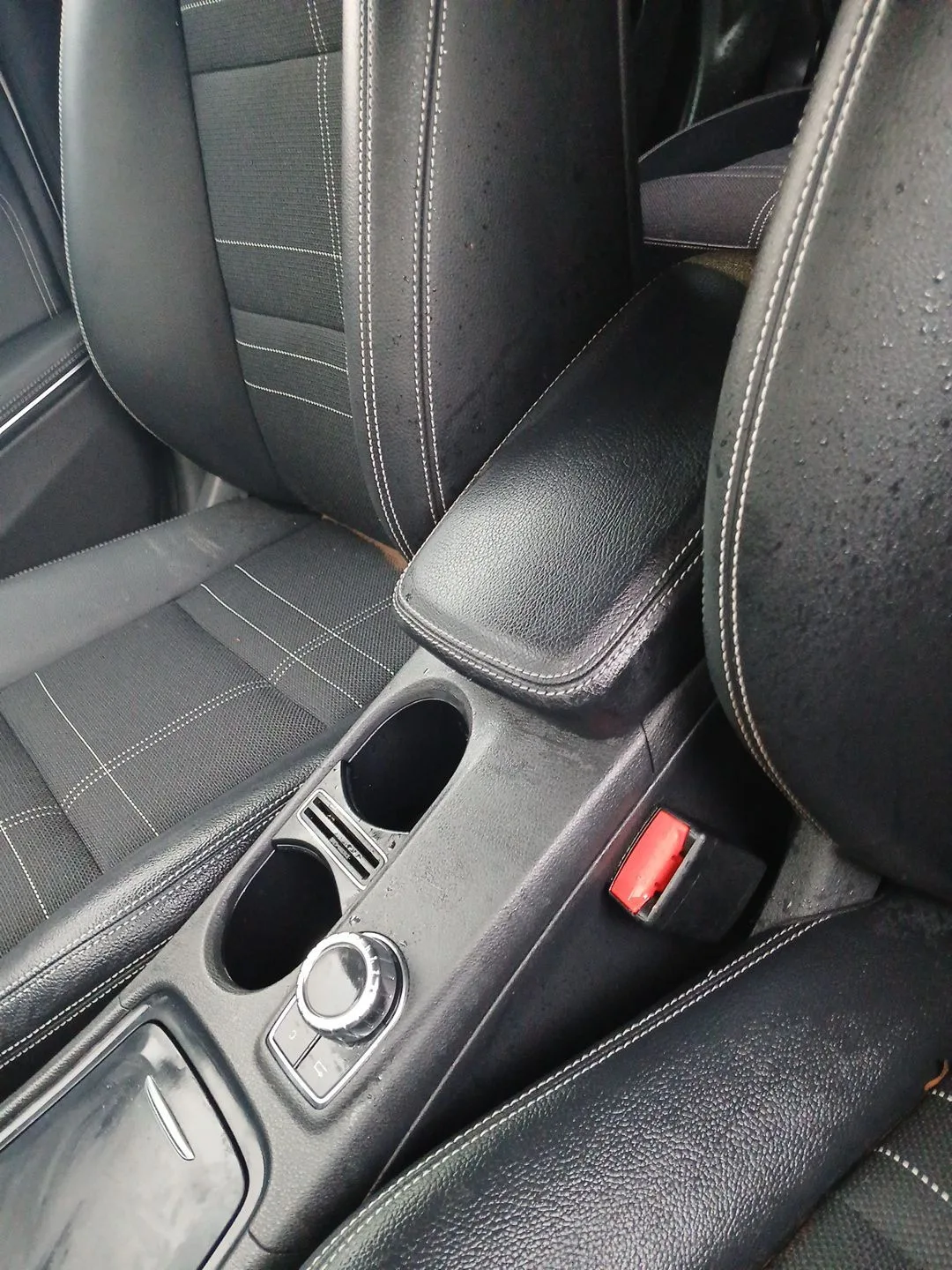 Apoyabrazos Central para Mercedes-Benz Cla Coupe (C117)