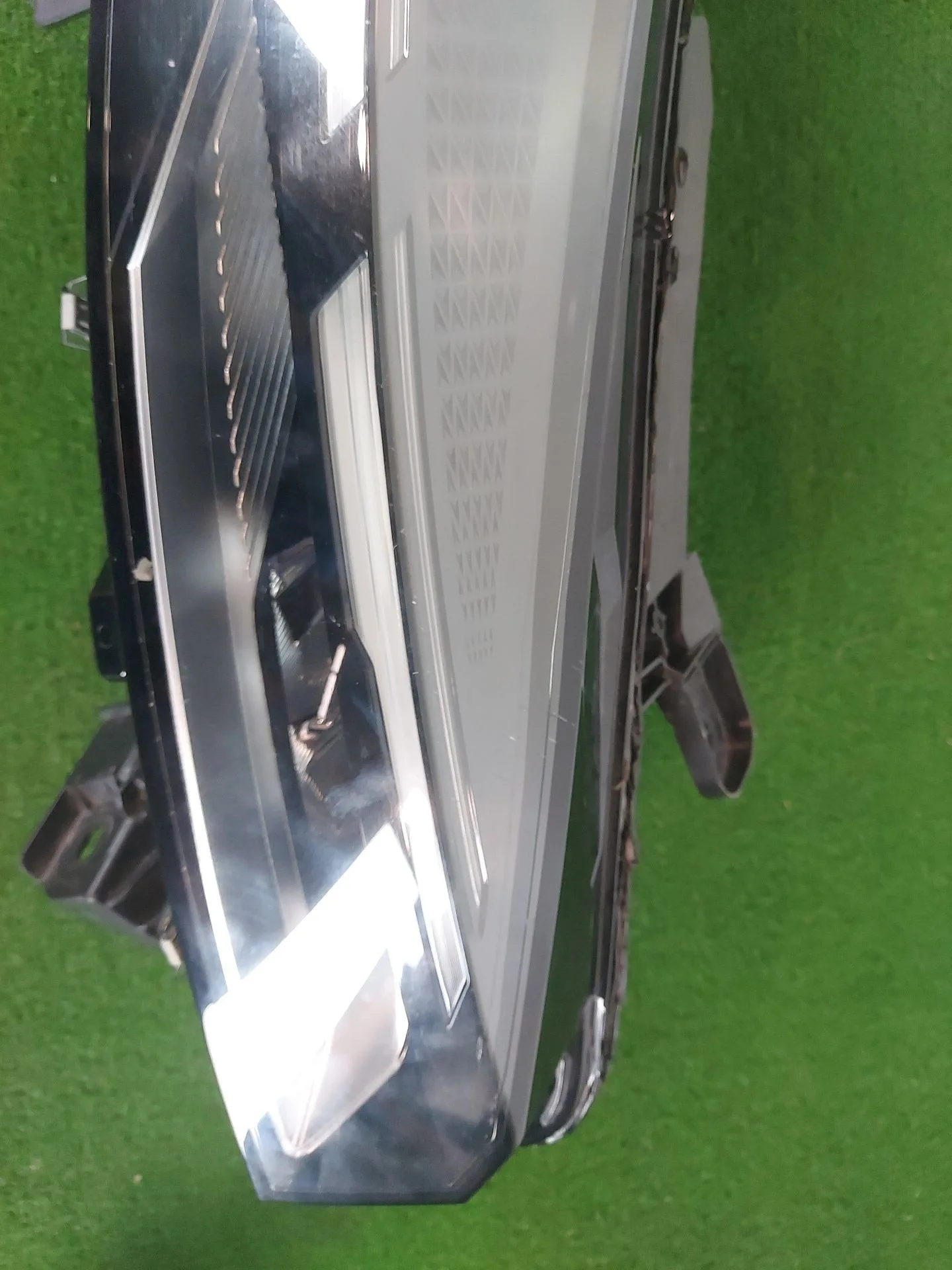 Faro Derecho para Renault Clio V (B7_)