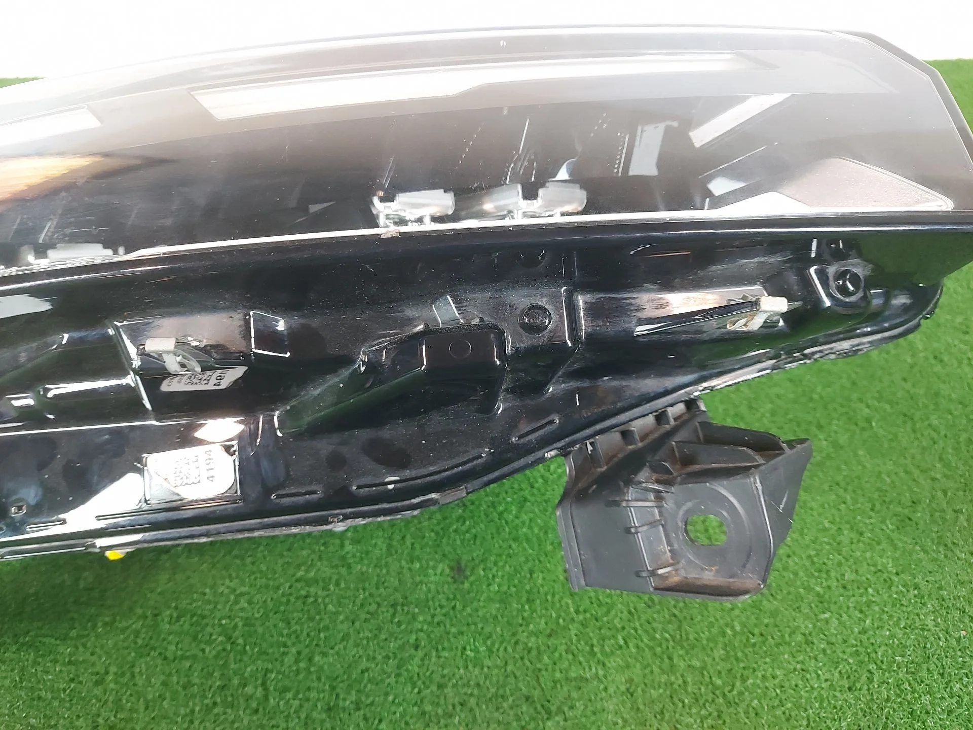 Faro Derecho para Renault Clio V (B7_)
