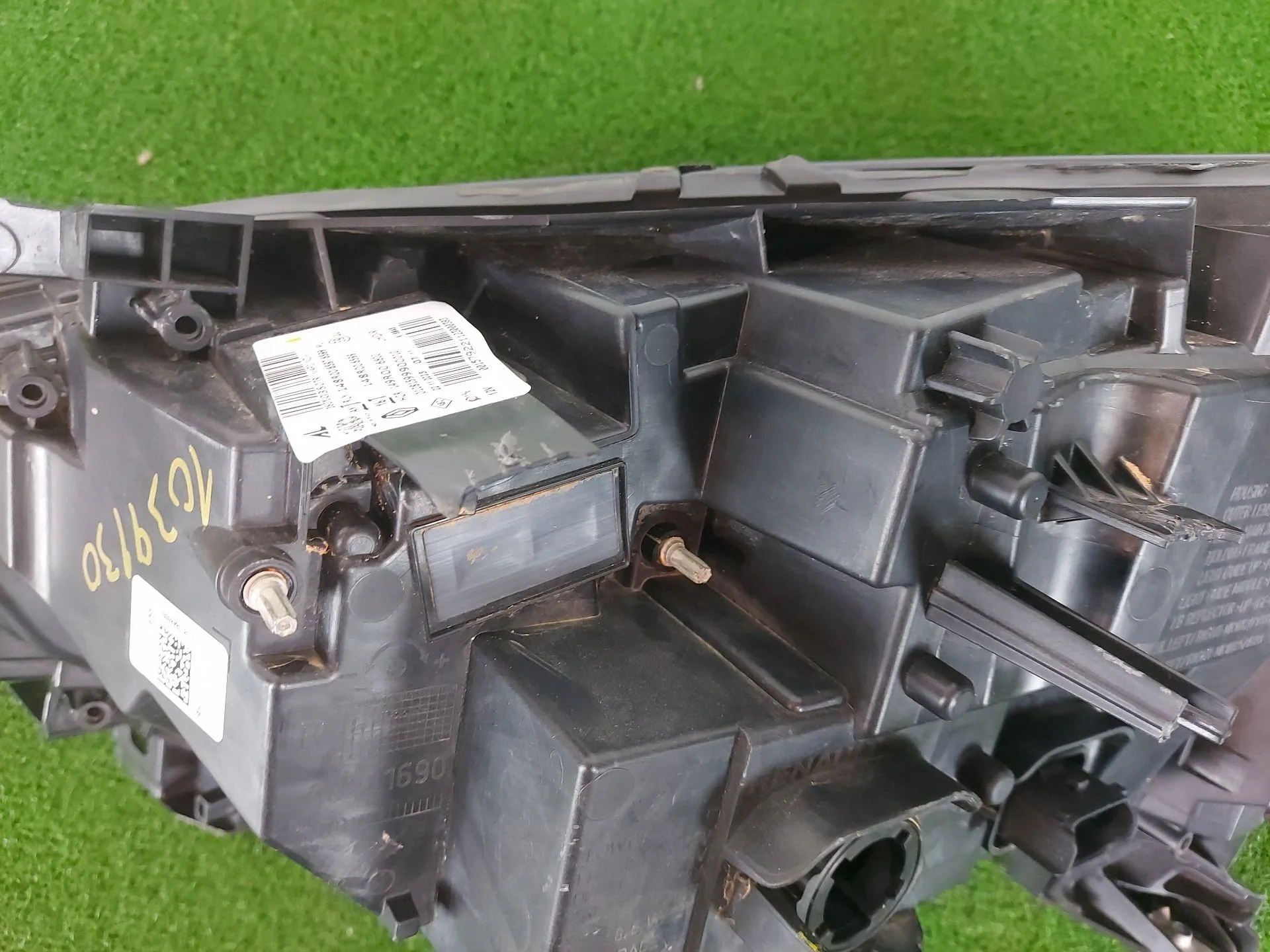 Faro Derecho para Renault Clio V (B7_)