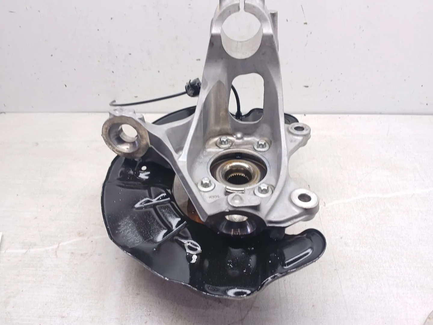 Mangueta Delantera Izquierda para Mercedes-Benz Gla (H247)