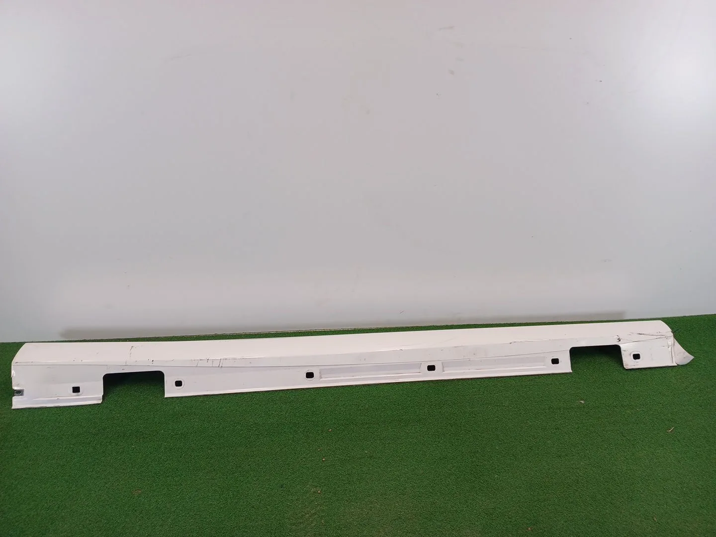 Faldon Lateral para Mercedes-Benz Clase A (W176)