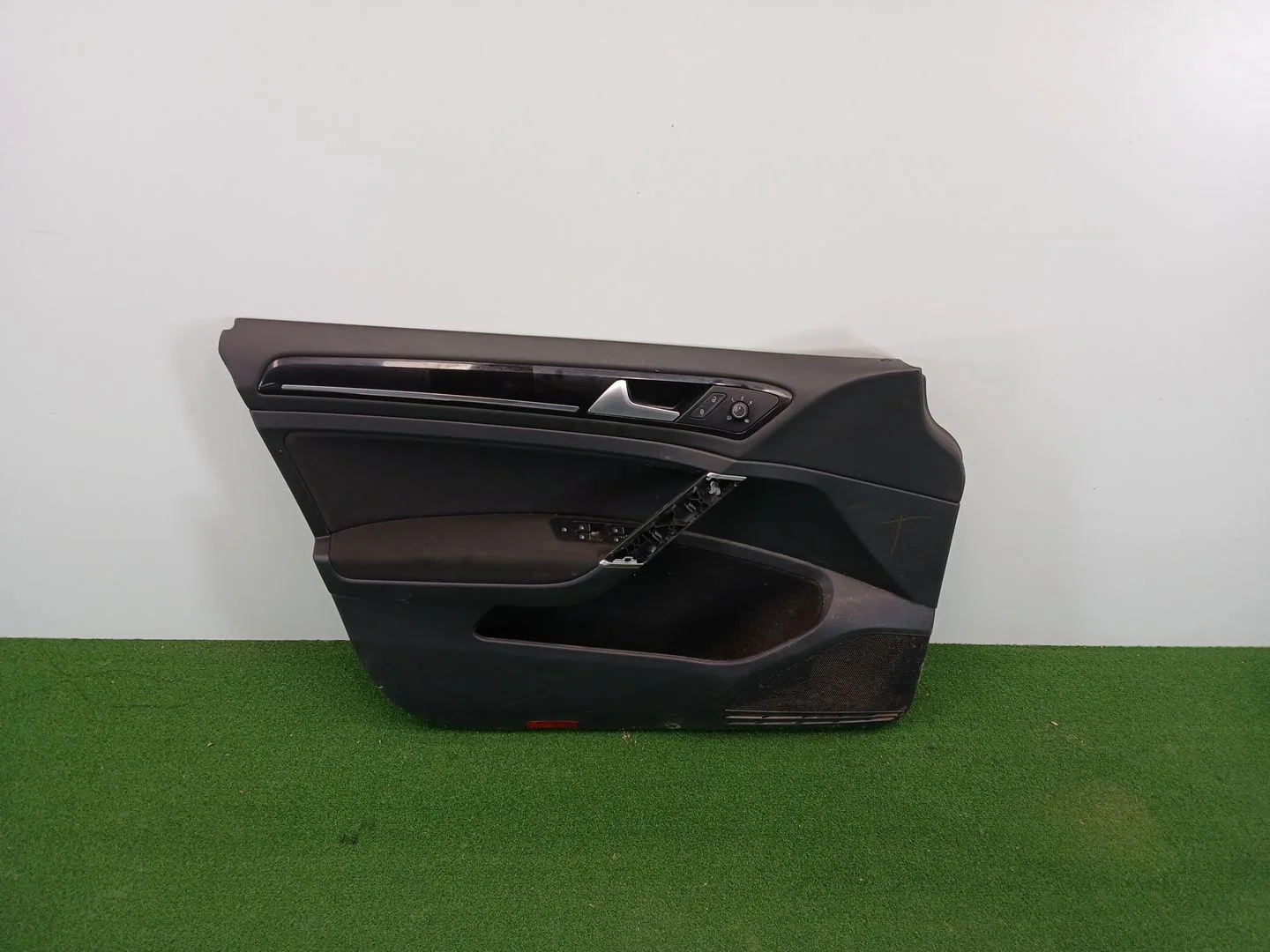 Guarnecido Puerta Delantera Izquierda para Volkswagen Golf Vii (5G1, Bq1, Be1, Be2)