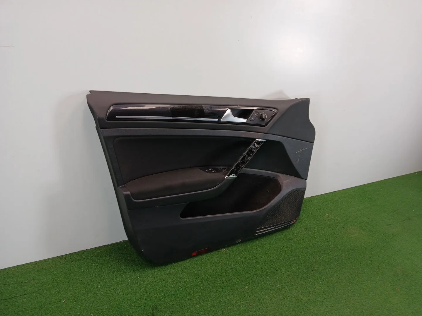 Guarnecido Puerta Delantera Izquierda para Volkswagen Golf Vii (5G1, Bq1, Be1, Be2)
