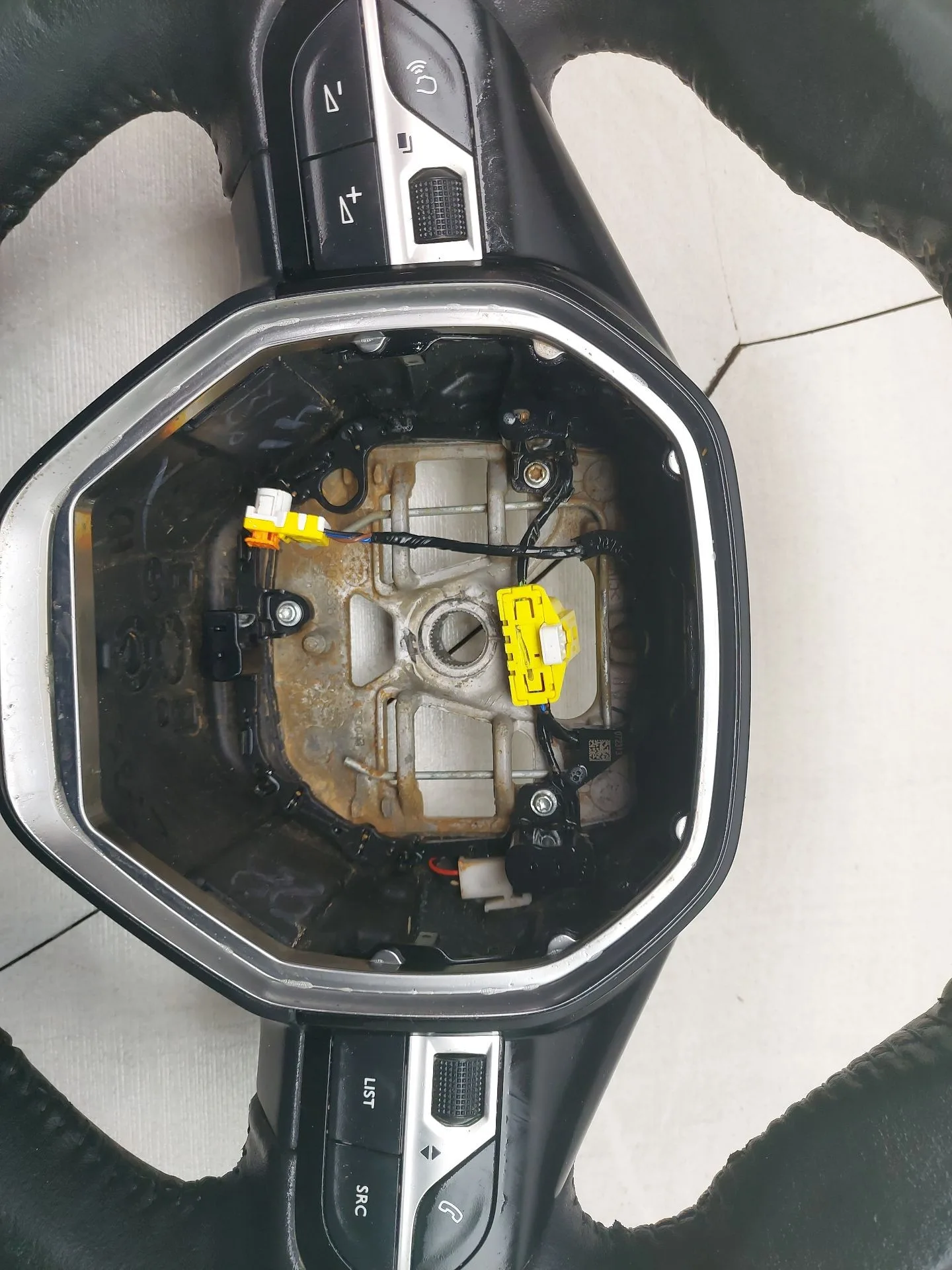 Volante para Peugeot 2008 Ii (Ud_, Us_, Uy_, Uj_, Ur_, Uc_)