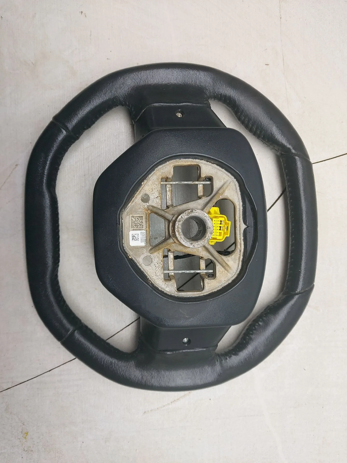 Volante para Peugeot 2008 Ii (Ud_, Us_, Uy_, Uj_, Ur_, Uc_)