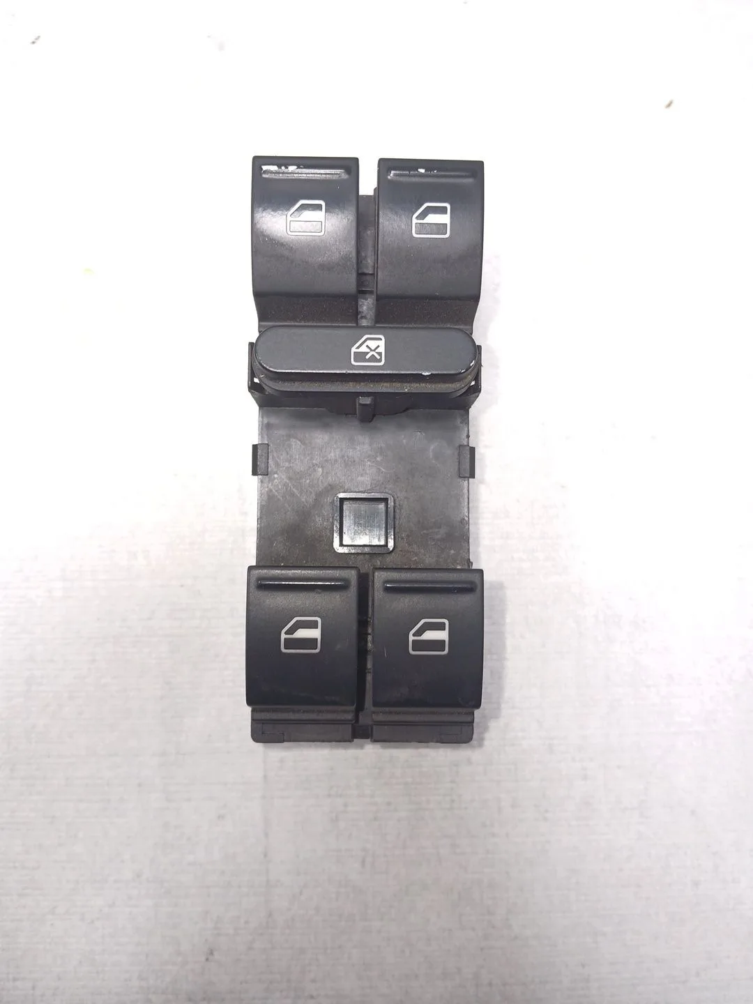 Mando Elevalunas Delantero Izquierdo para Volkswagen Passat Berlina (3C2)