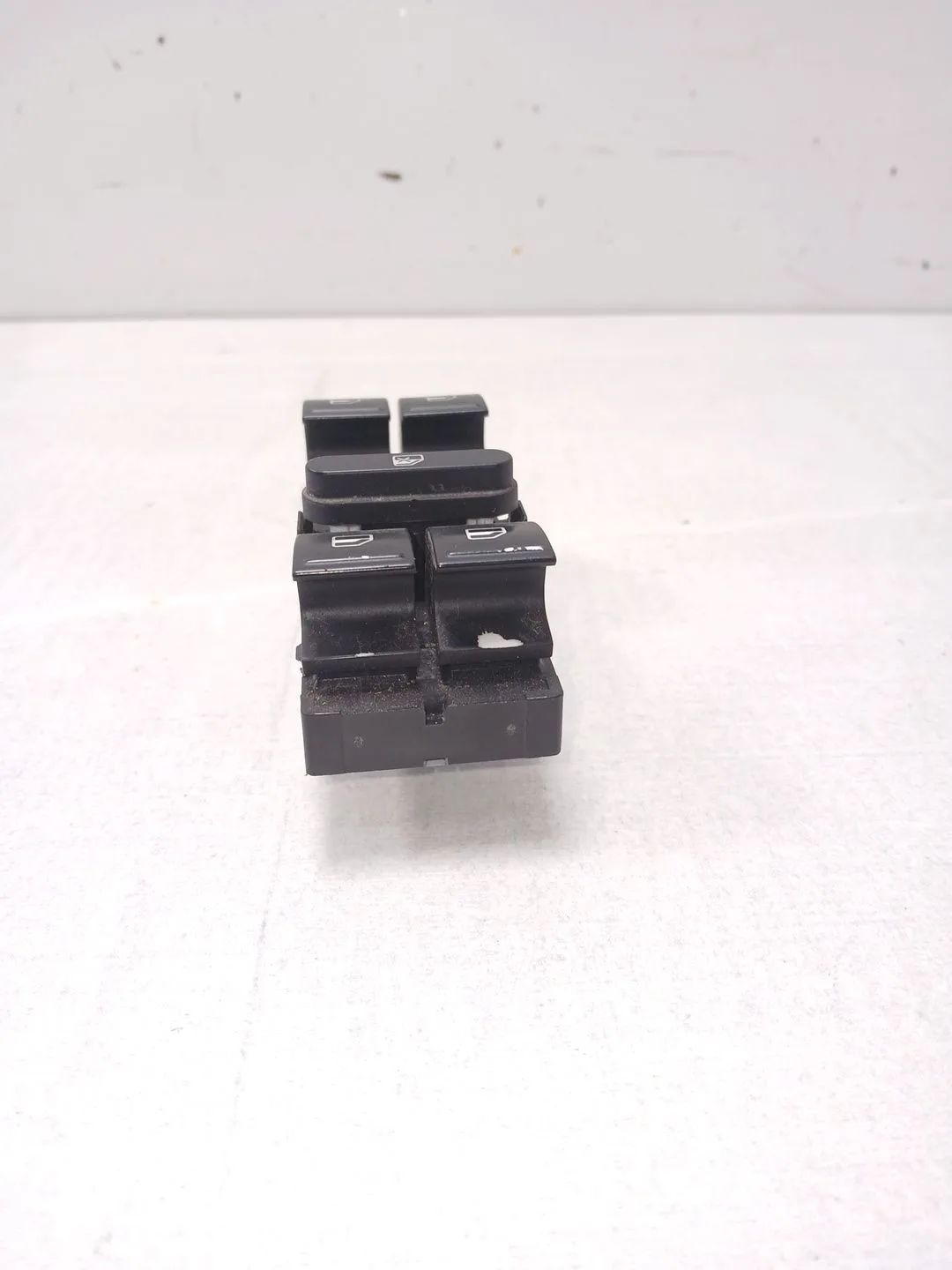 Mando Elevalunas Delantero Izquierdo para Volkswagen Passat Berlina (3C2)