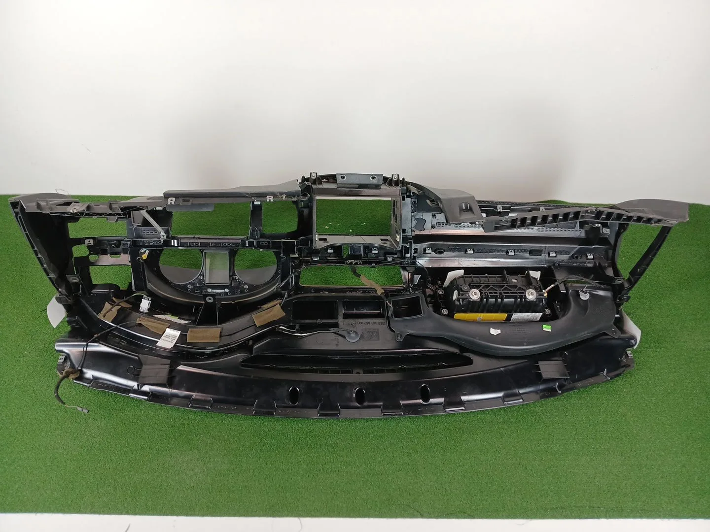 Salpicadero para Volkswagen Passat Variant (365)