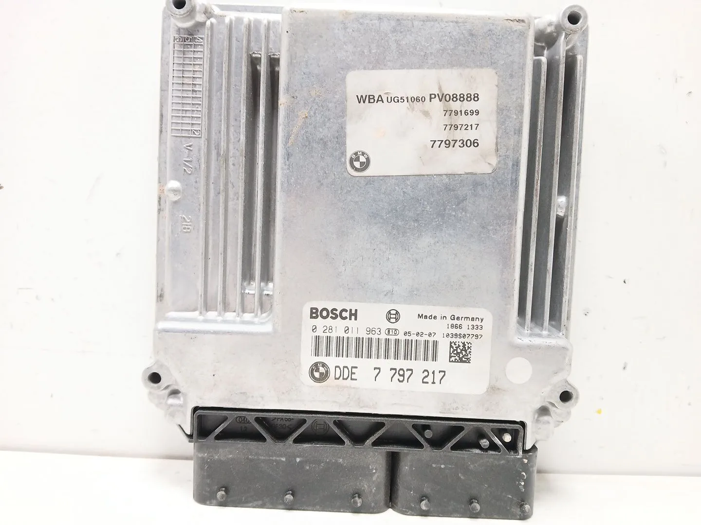 Centralita Motor Uce para Bmw 1 (E87)