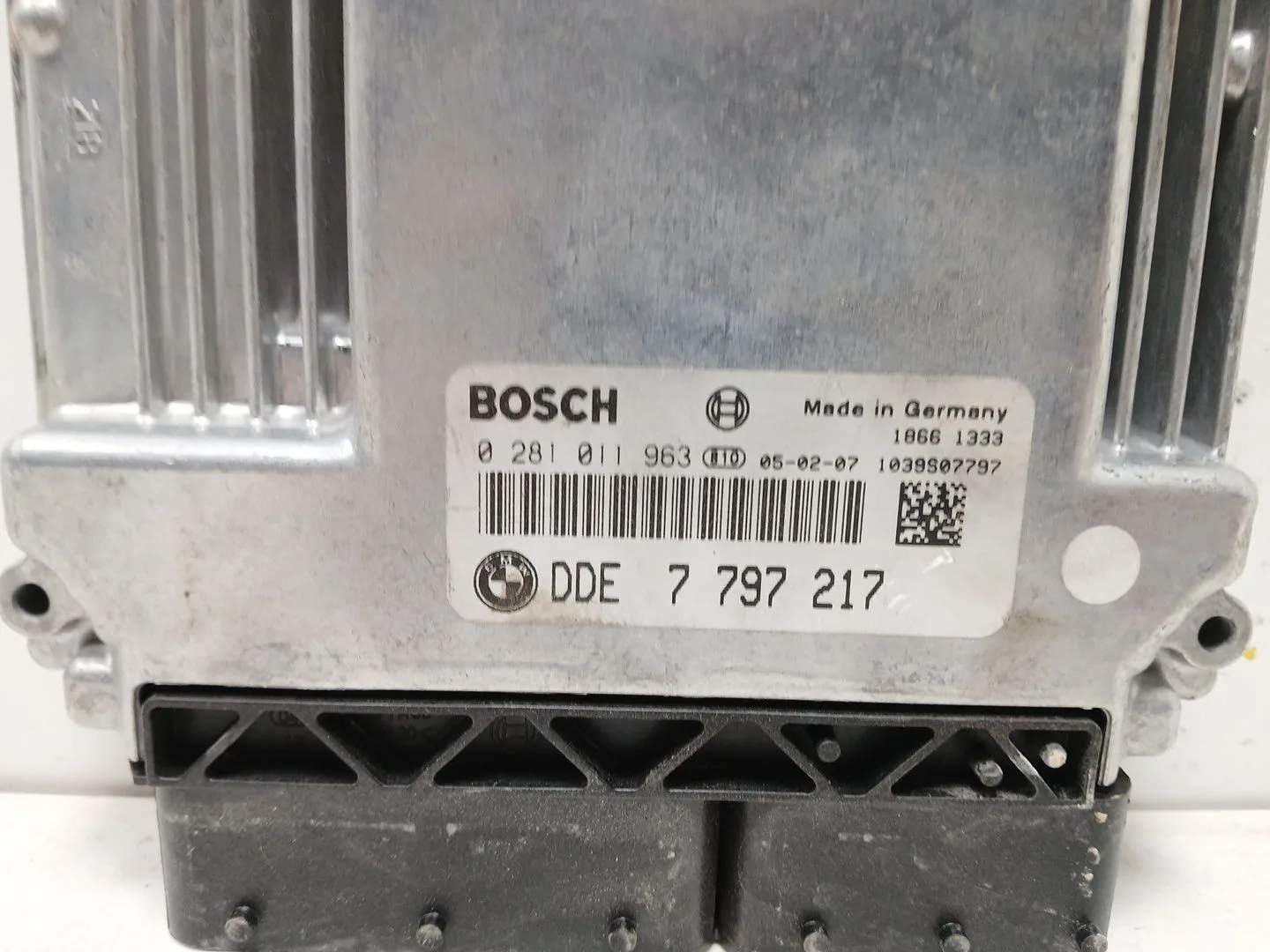 Centralita Motor Uce para Bmw 1 (E87)