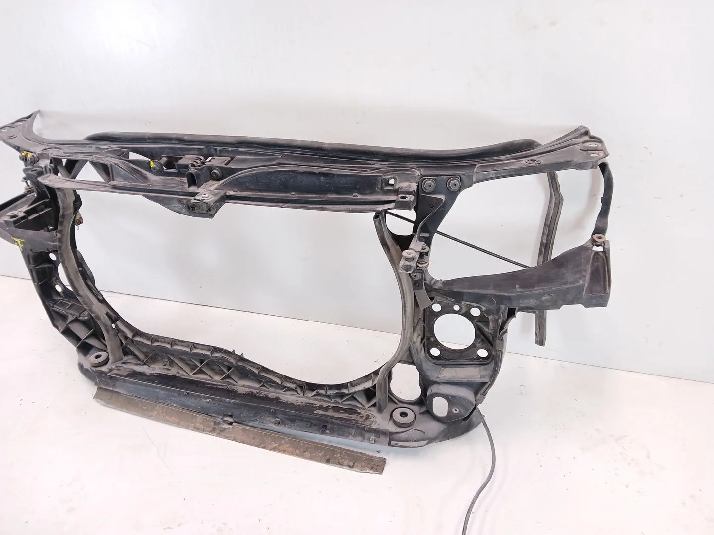 Panel Frontal para Audi A4 B7 (8Ec)