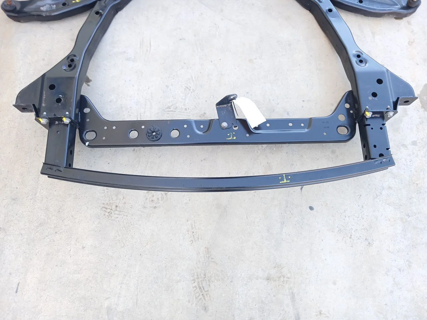 Puente Delantero para Nissan Micra V (K14)