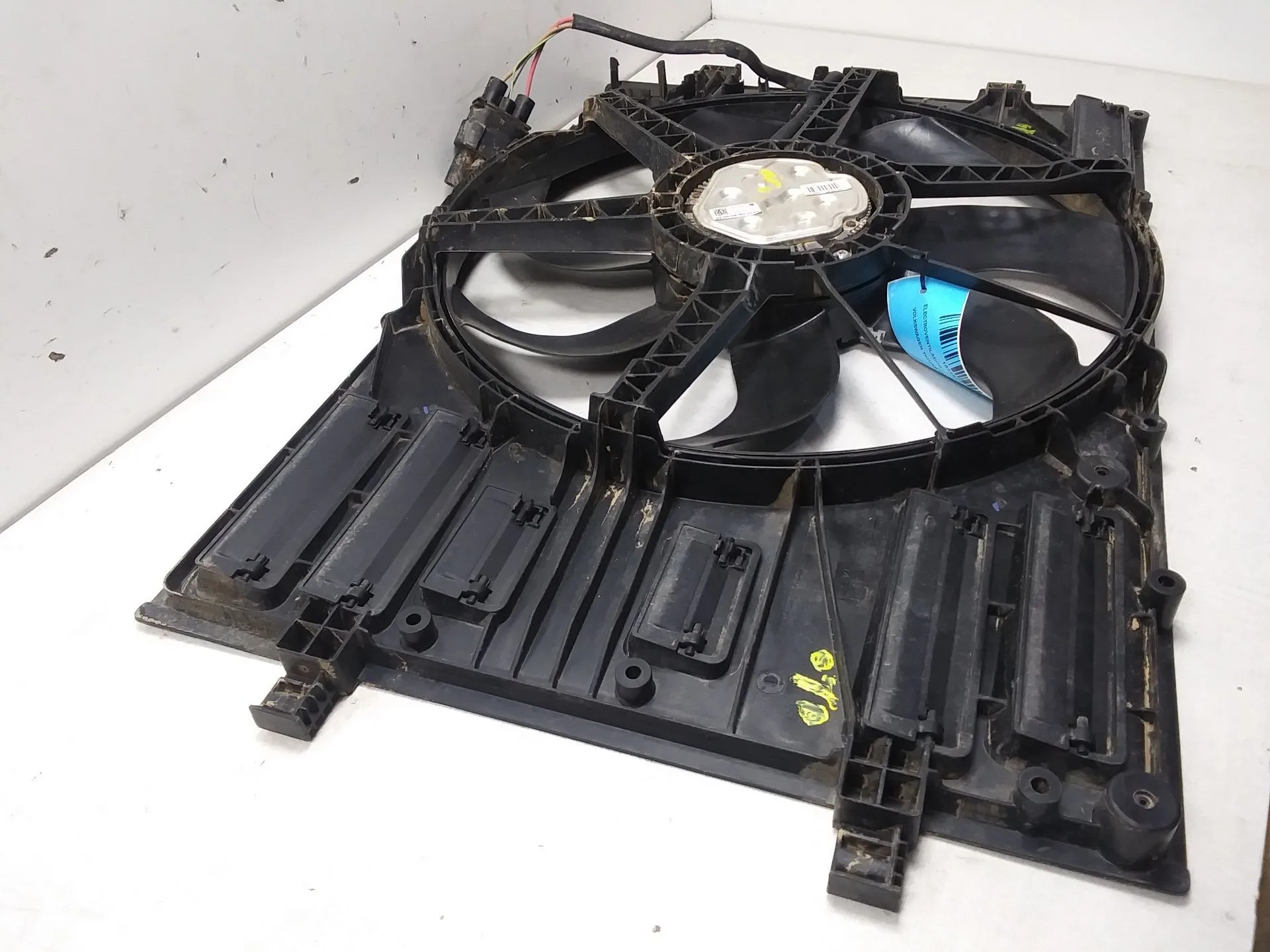 Electroventilador para Volkswagen Tiguan (Ad1, Ax1)