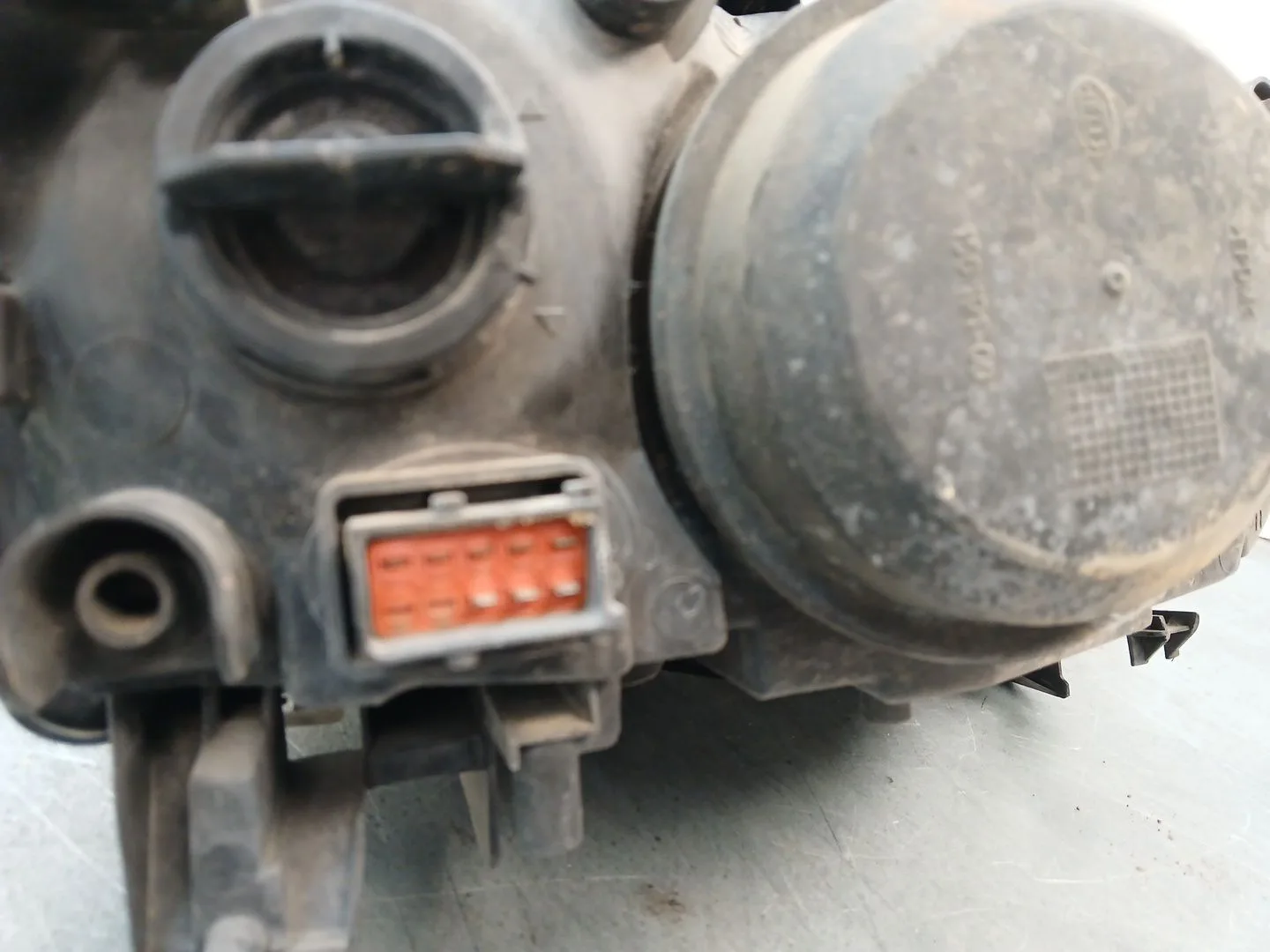 Faro Izquierdo para Saab 9-3 Station Wagon (E50)