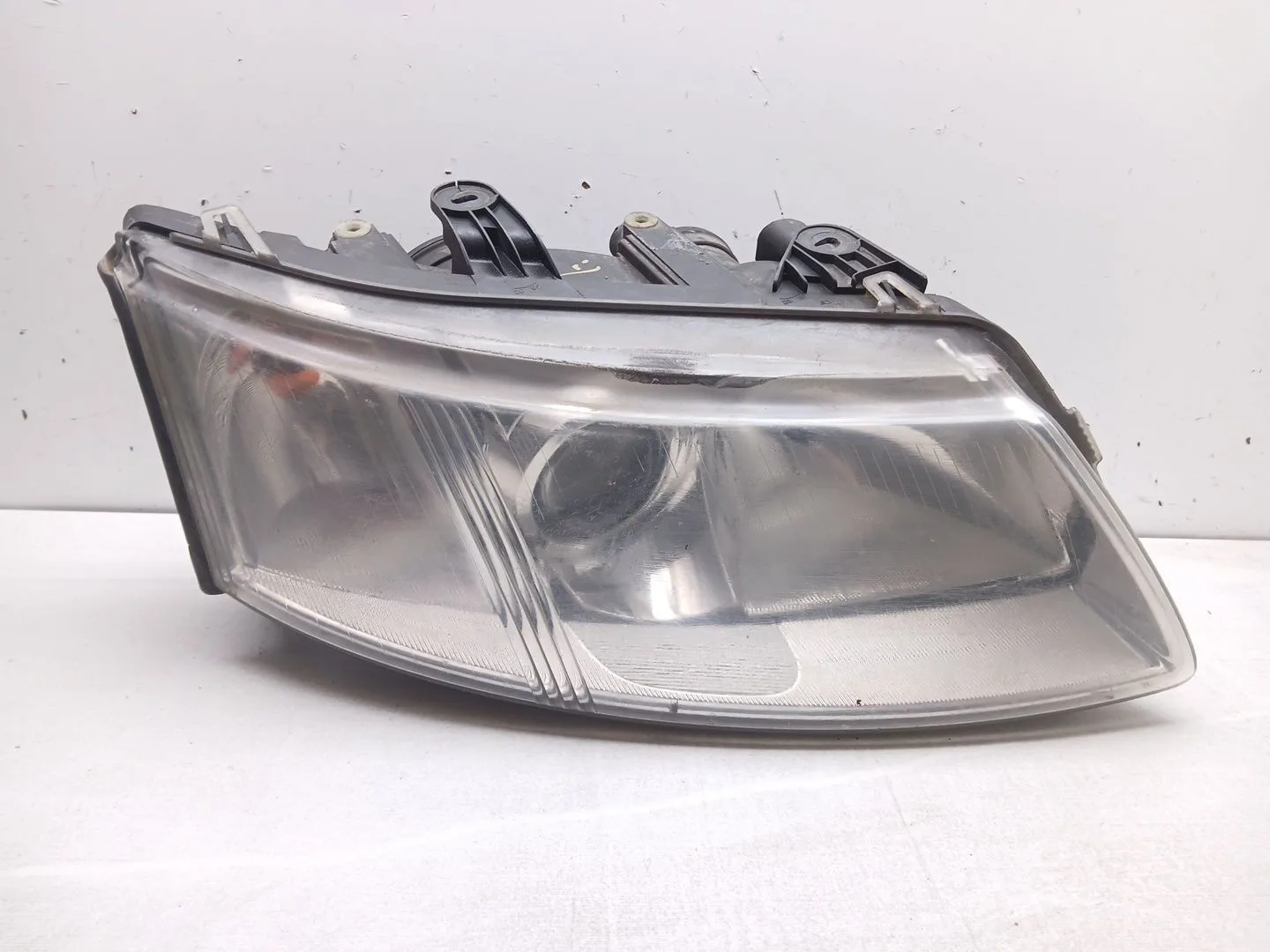Faro Derecho para Saab 9-3 Station Wagon (E50)