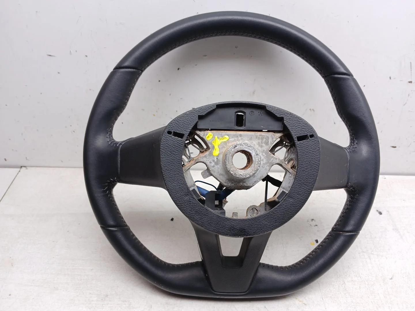Volante para Nissan Qashqai Ii (J11, J11_)