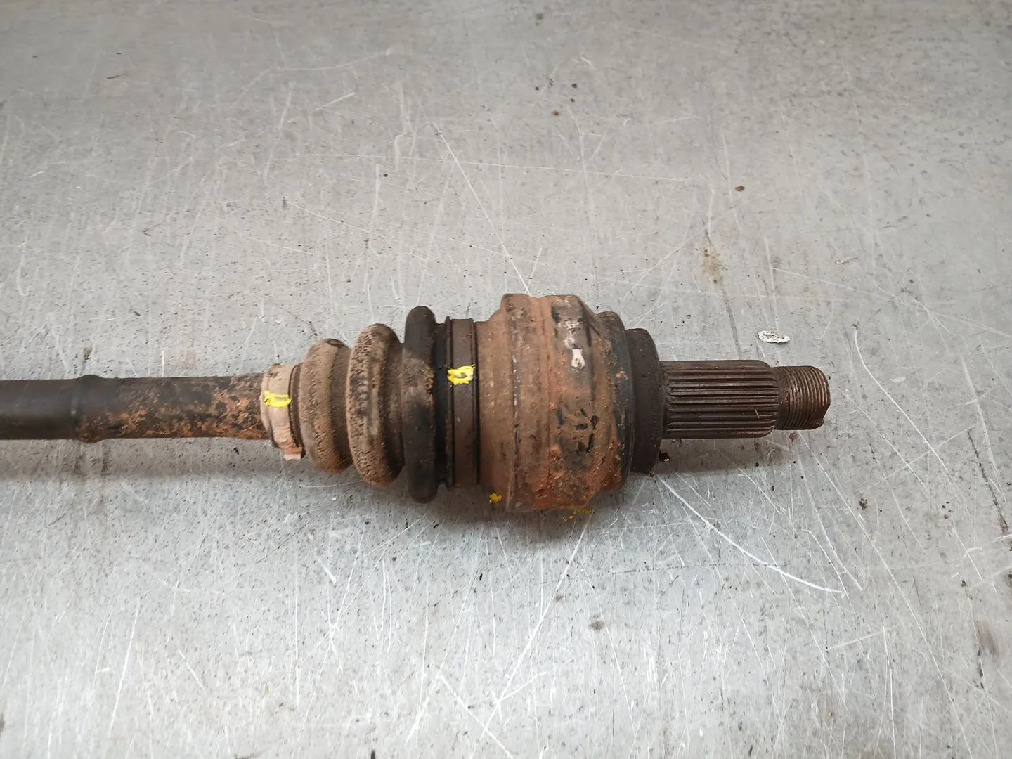 Transmision Trasera Izquierda para Bmw X1 (E84)