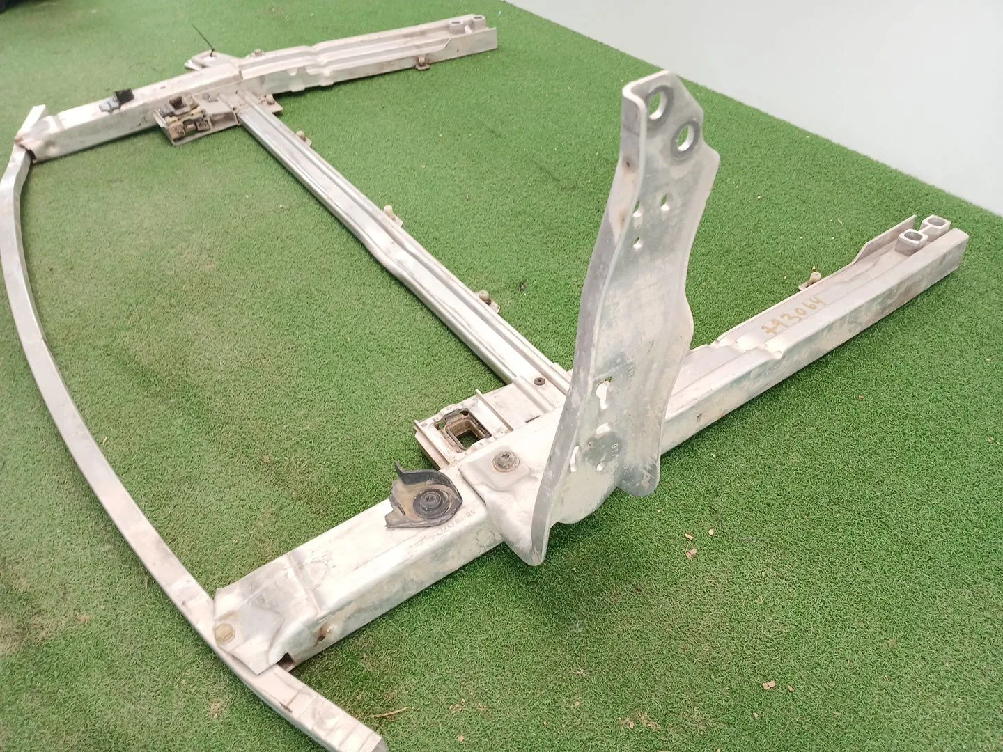 Travesano Inferior para Bmw X1 (F48)