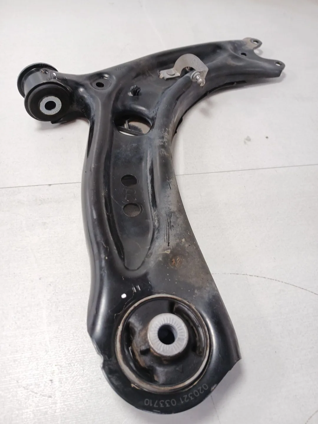 Brazo Suspension Inferior Delantero Derecho para Seat Leon Sportstourer (Kl8, Kld)