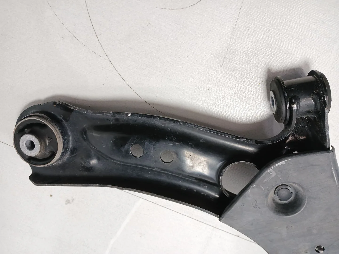Brazo Suspension Inferior Delantero Izquierdo para Seat Leon Sportstourer (Kl8, Kld)