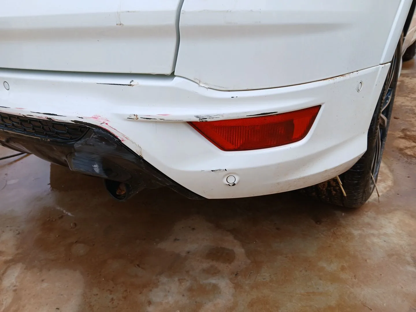 Paragolpes Trasero para Ford Kuga Ii (Dm2)