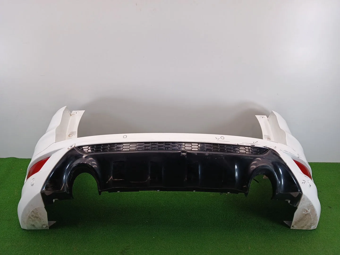 Paragolpes Trasero para Ford Kuga Ii (Dm2)
