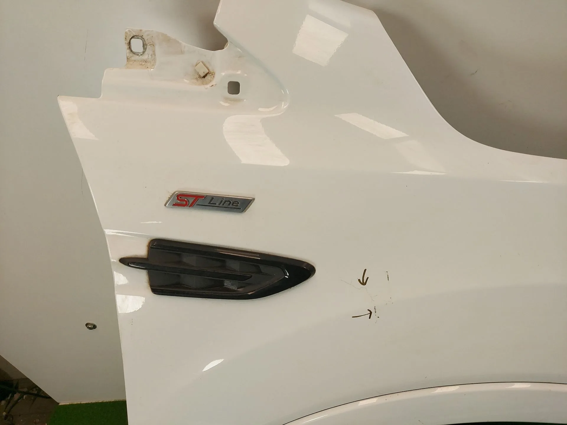 Aleta Delantera Derecha para Ford Kuga Ii (Dm2)