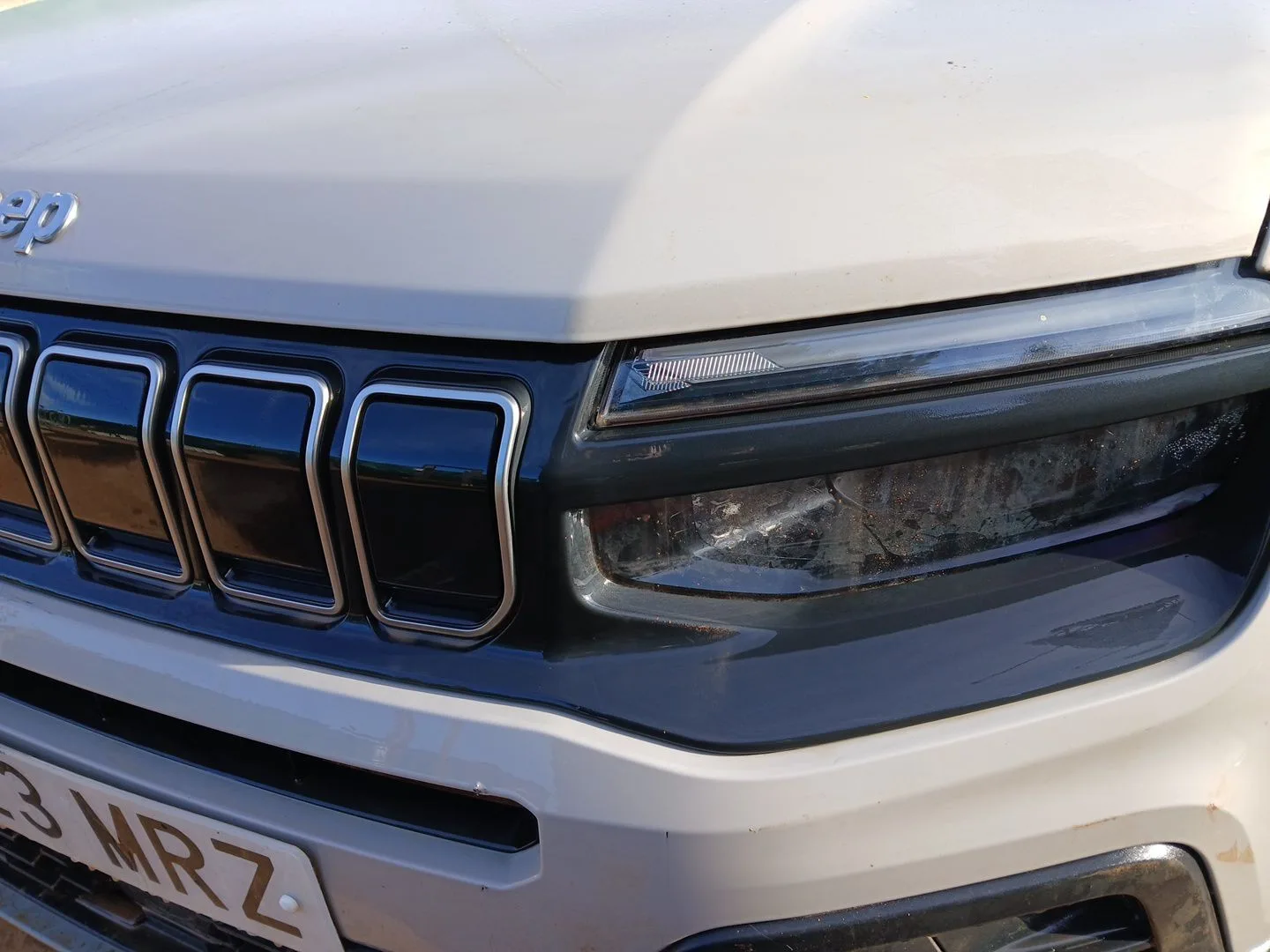 Rejilla Delantera para Jeep Avenger