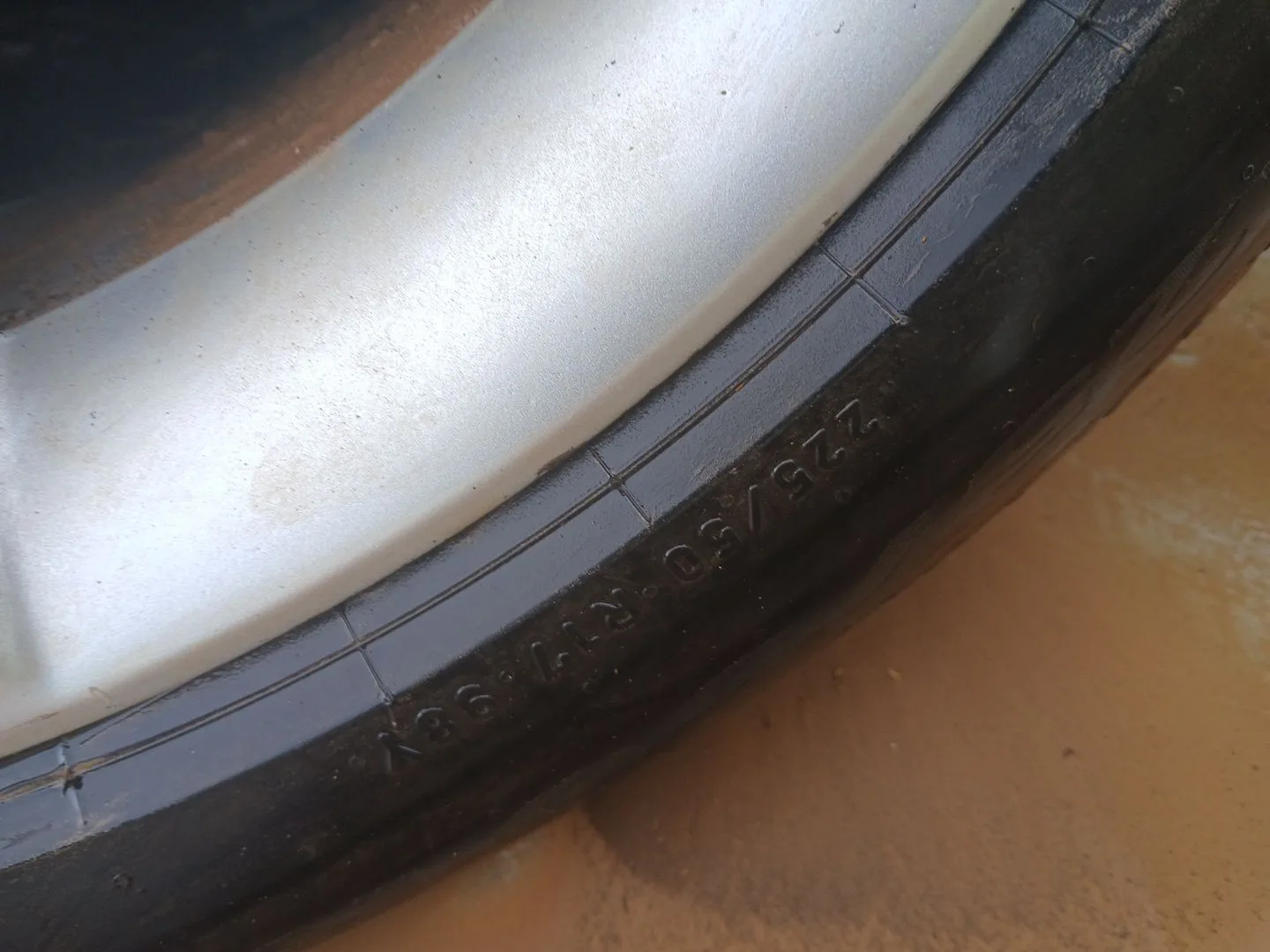 Neumatico para Opel Astra J (P10)