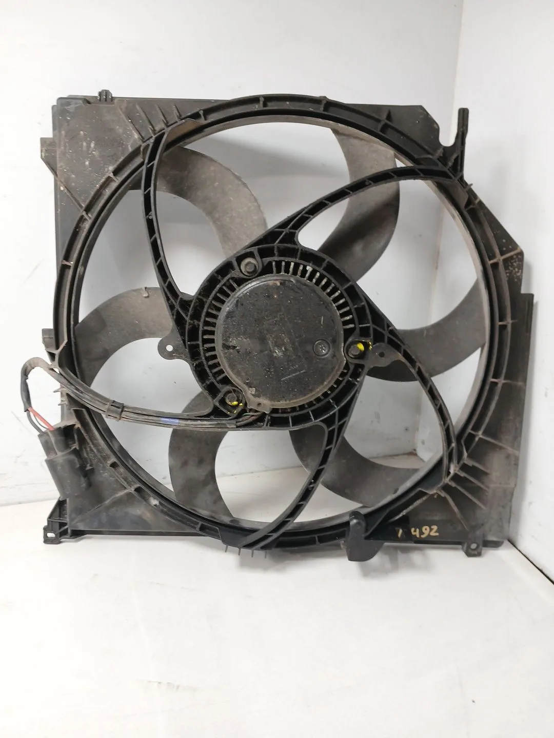 Electroventilador para Bmw X3 (E83)