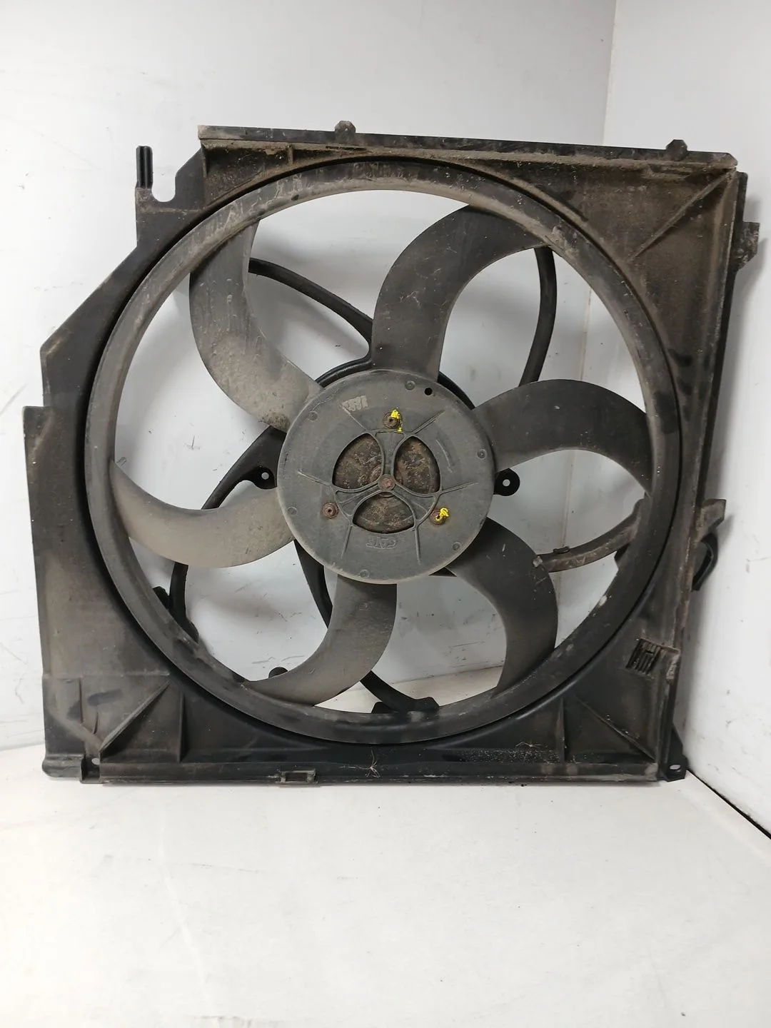 Electroventilador para Bmw X3 (E83)