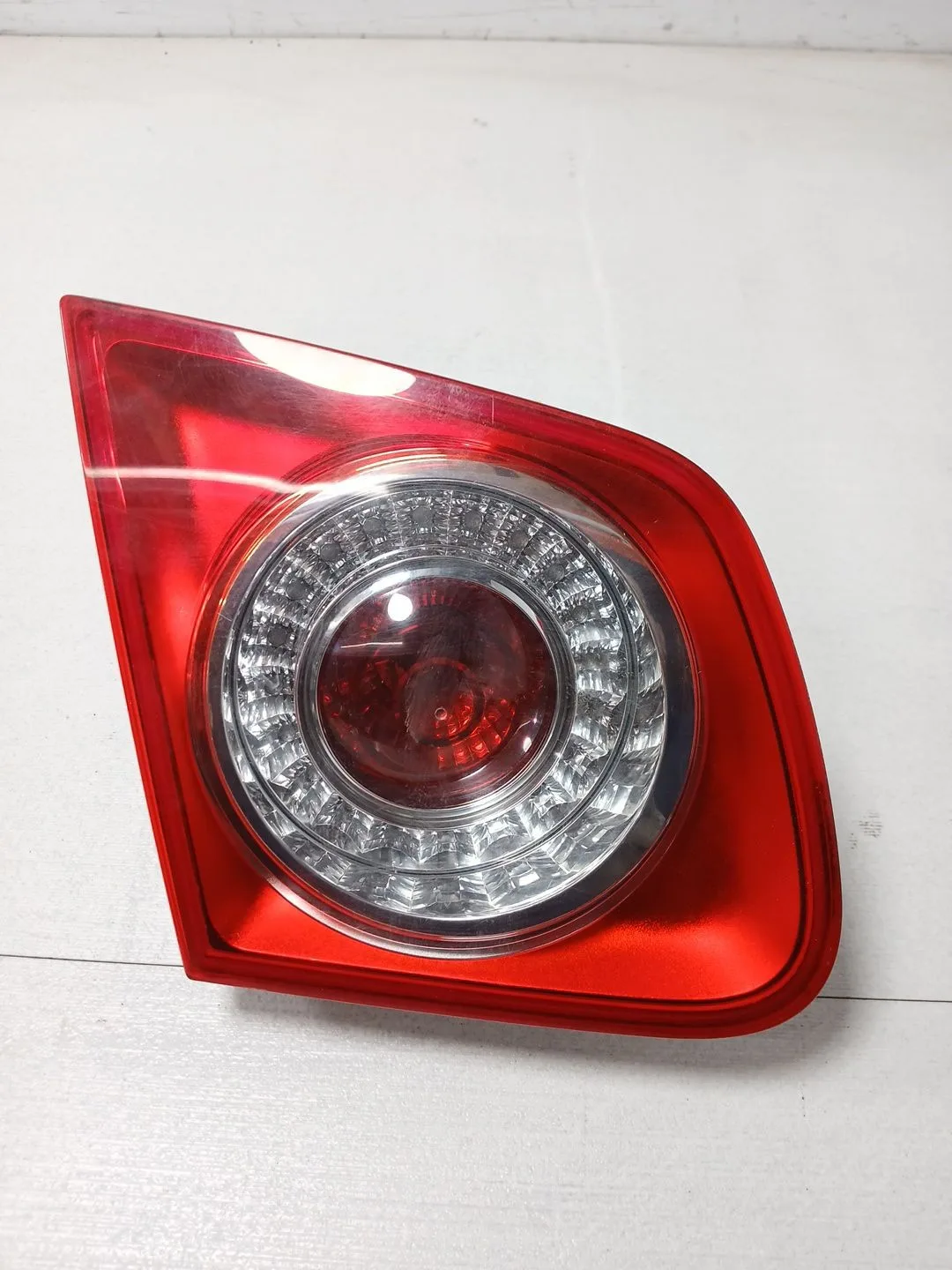 Piloto Trasero Derecho Interior para Volkswagen Jetta Iii (1K2)